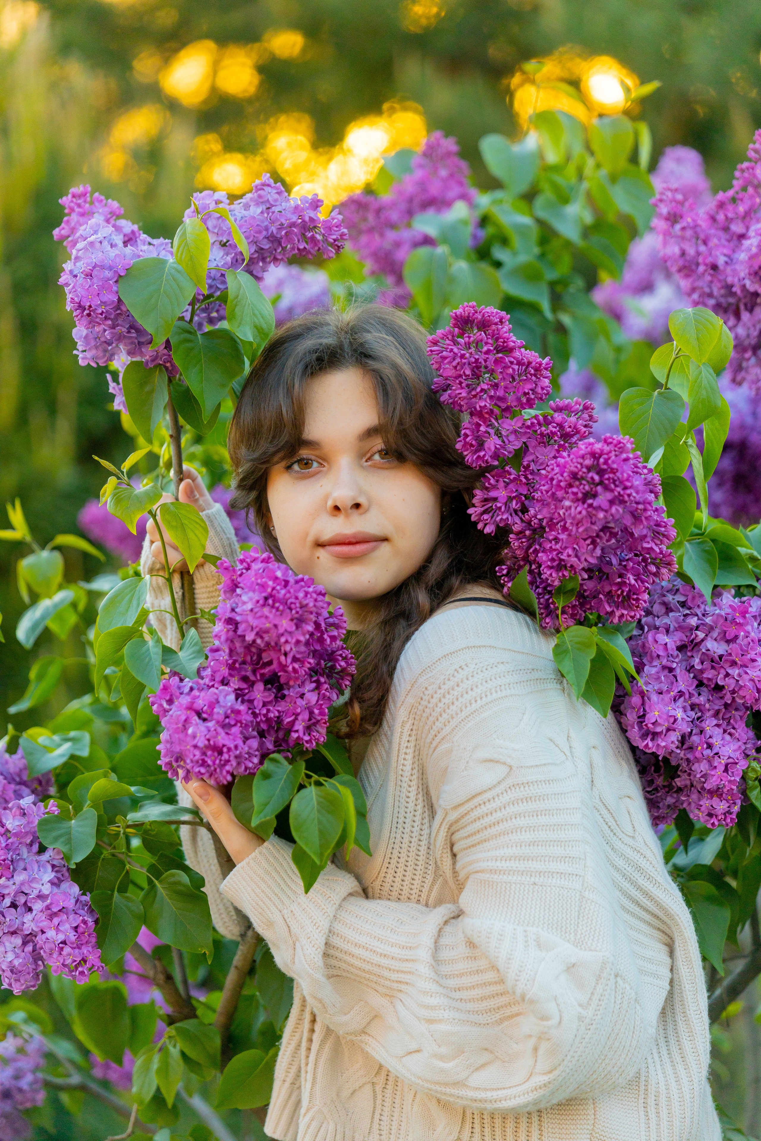 Мария весной в цветущих локациях. Фотограф в Туле Крупский АнДРей. Фотостудия «КАДР71» в Туле