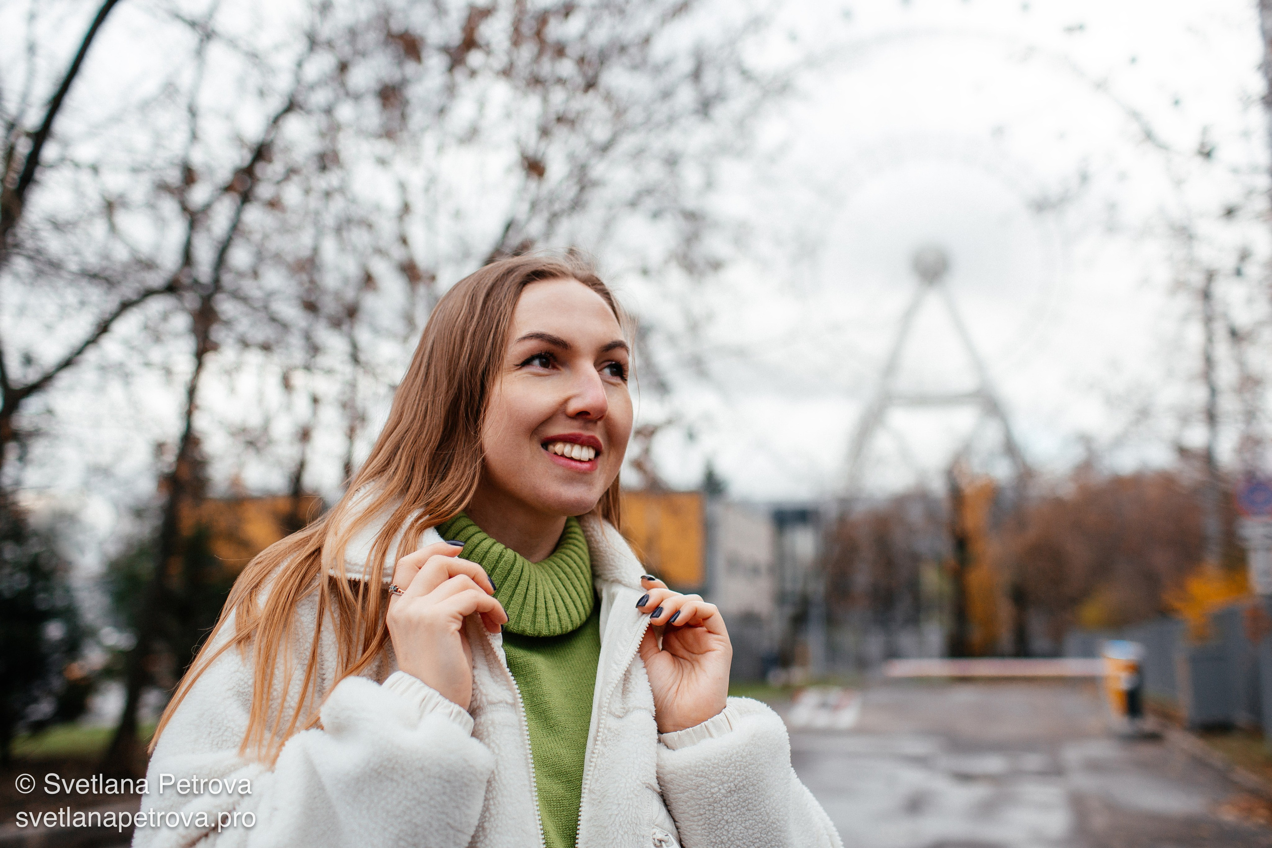 Индивидуальная съёмка на ВДНХ. Осень 2025. Фотограф Светлана Петрова