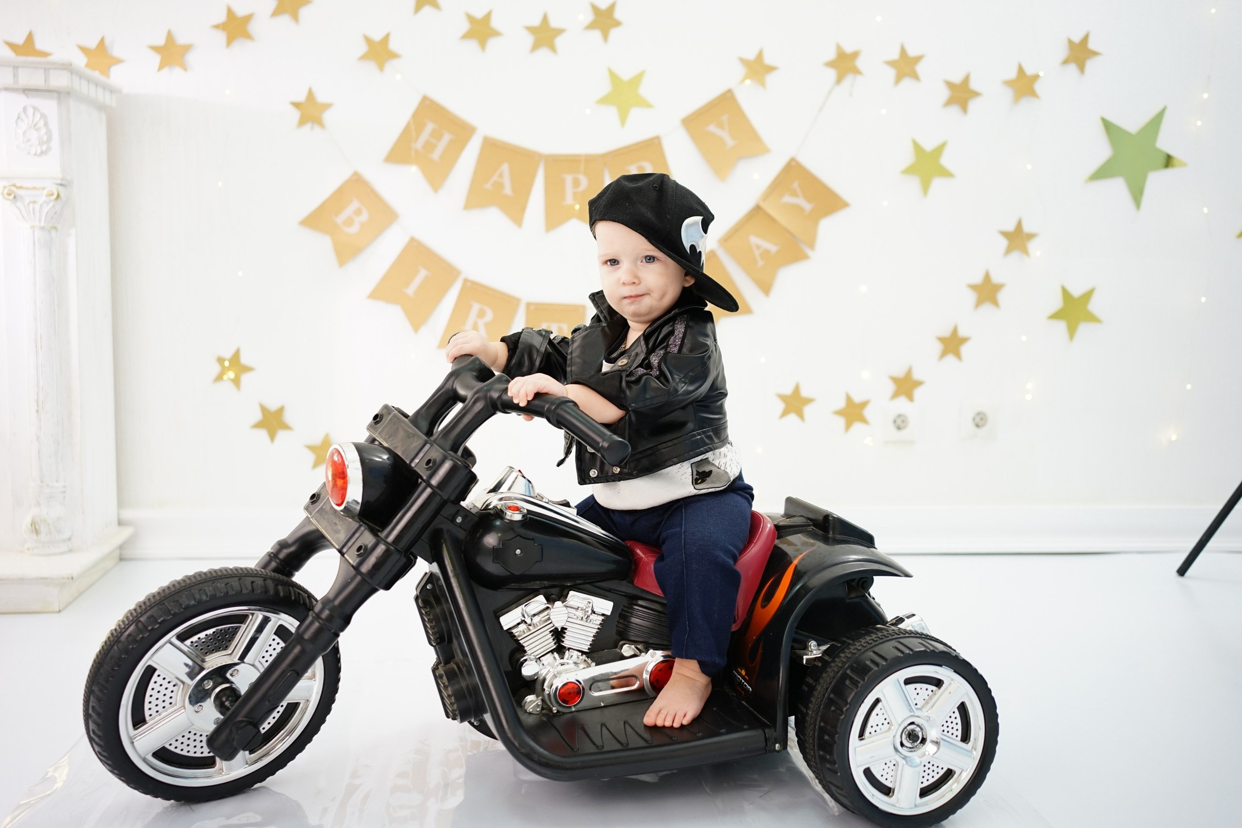 Фотосессия на Годик для Мальчиков. Детская Фотостудия ГОДОВАСИКИ в Санкт-Петербурге фотосесия на годик