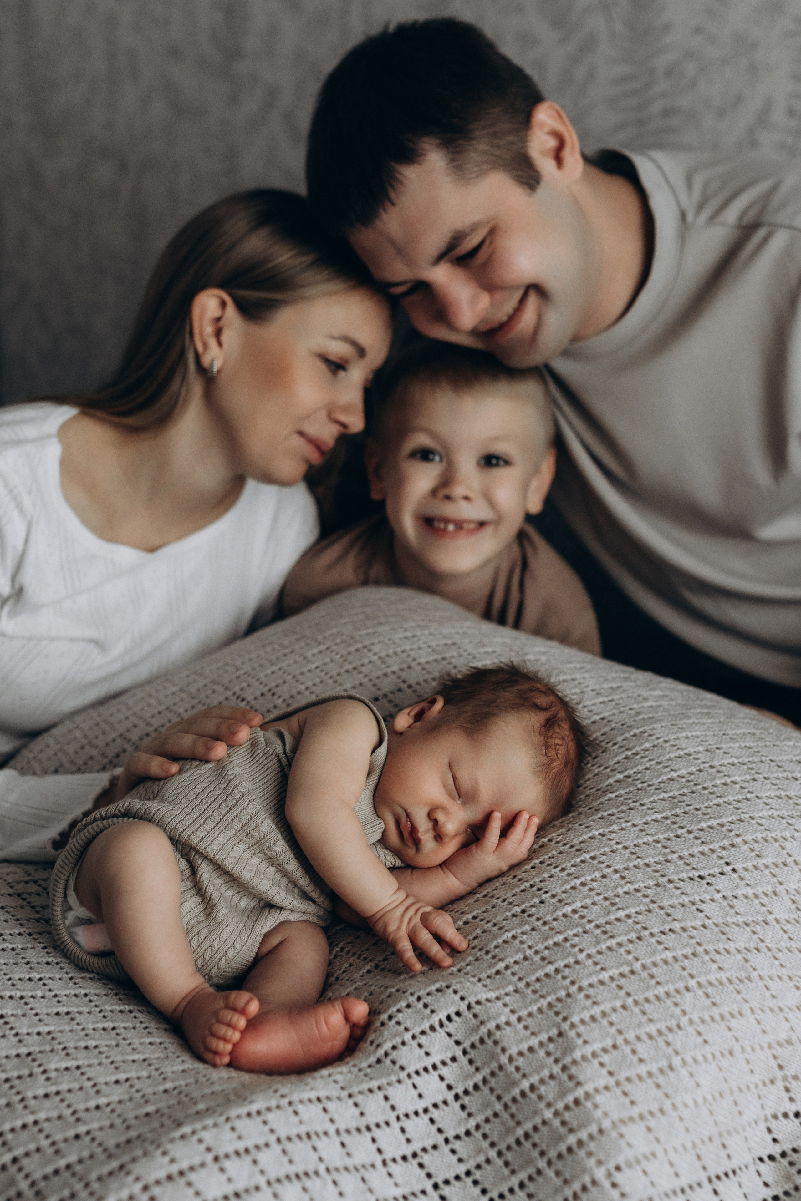 Фотосессия новорождённого Краснодар, семейный фотограф в Краснодаре Яна Морева. Семейный фотограф в Краснодаре Яна Морева