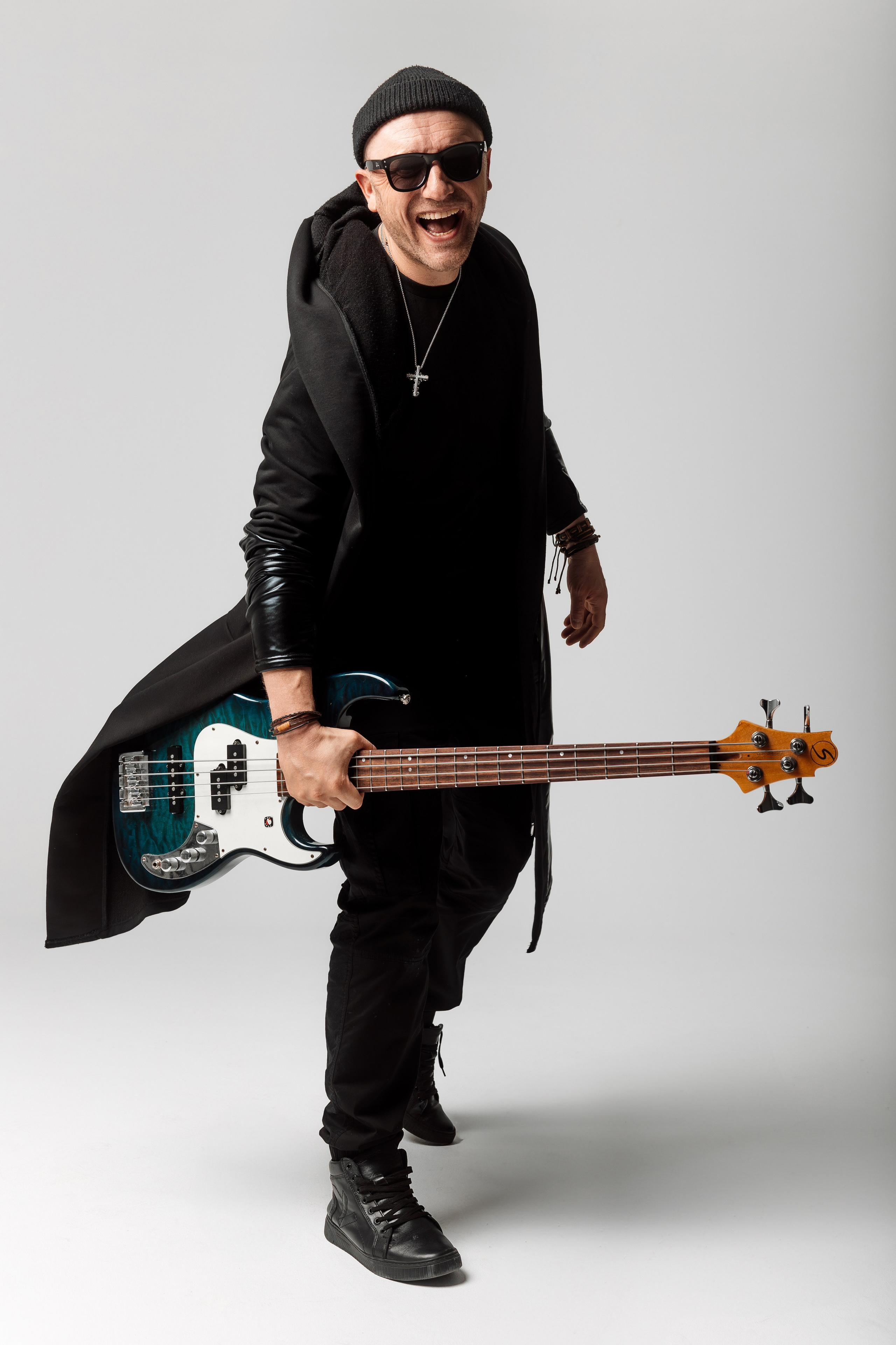 ЦИКЛОРАМА — МУЗЫКАНТЫ — ДИДЖЕИ. Главная