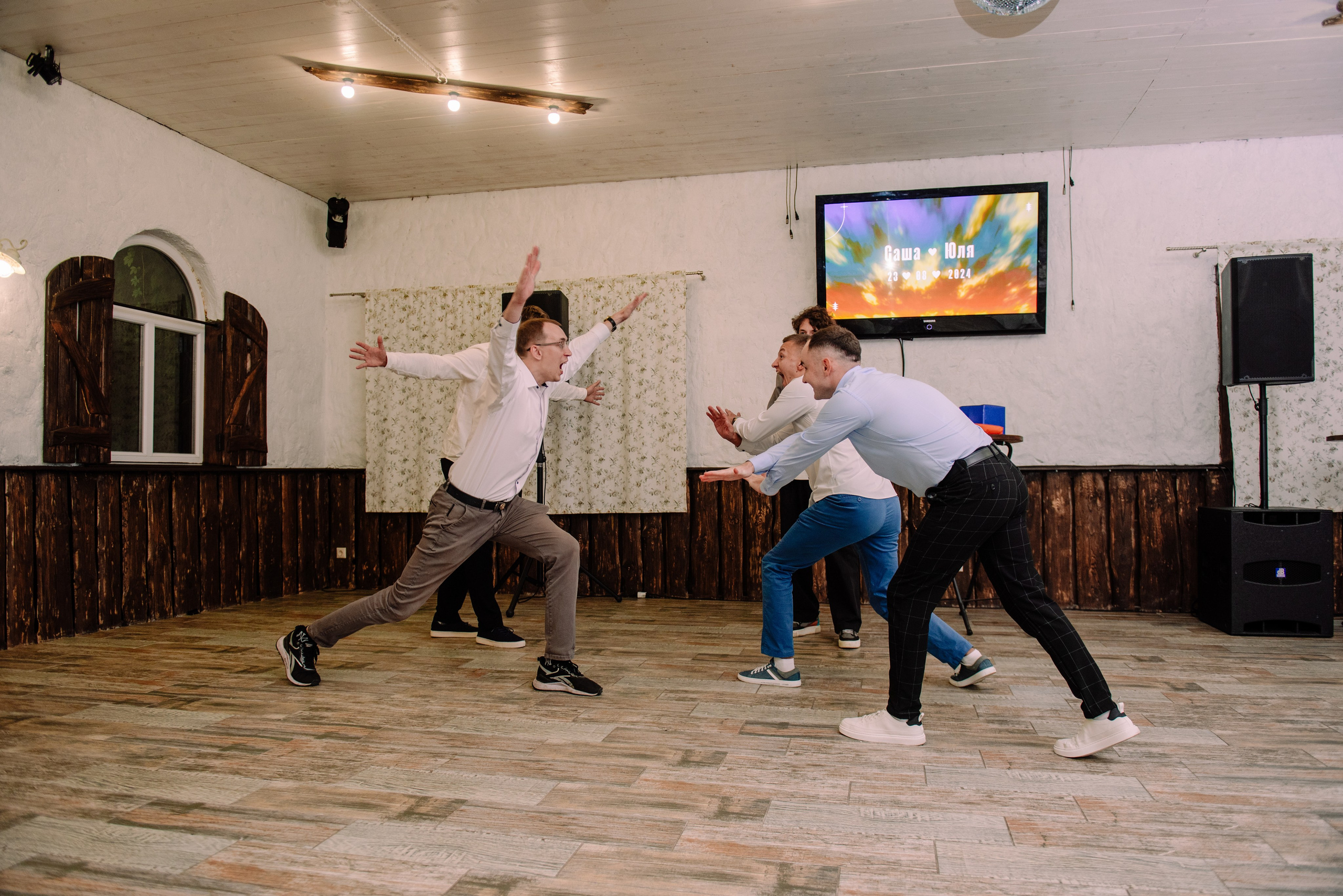 Юля и Саша — душевный банкет. Семейный и свадебный фотограф в Рязани Лиза Голованова