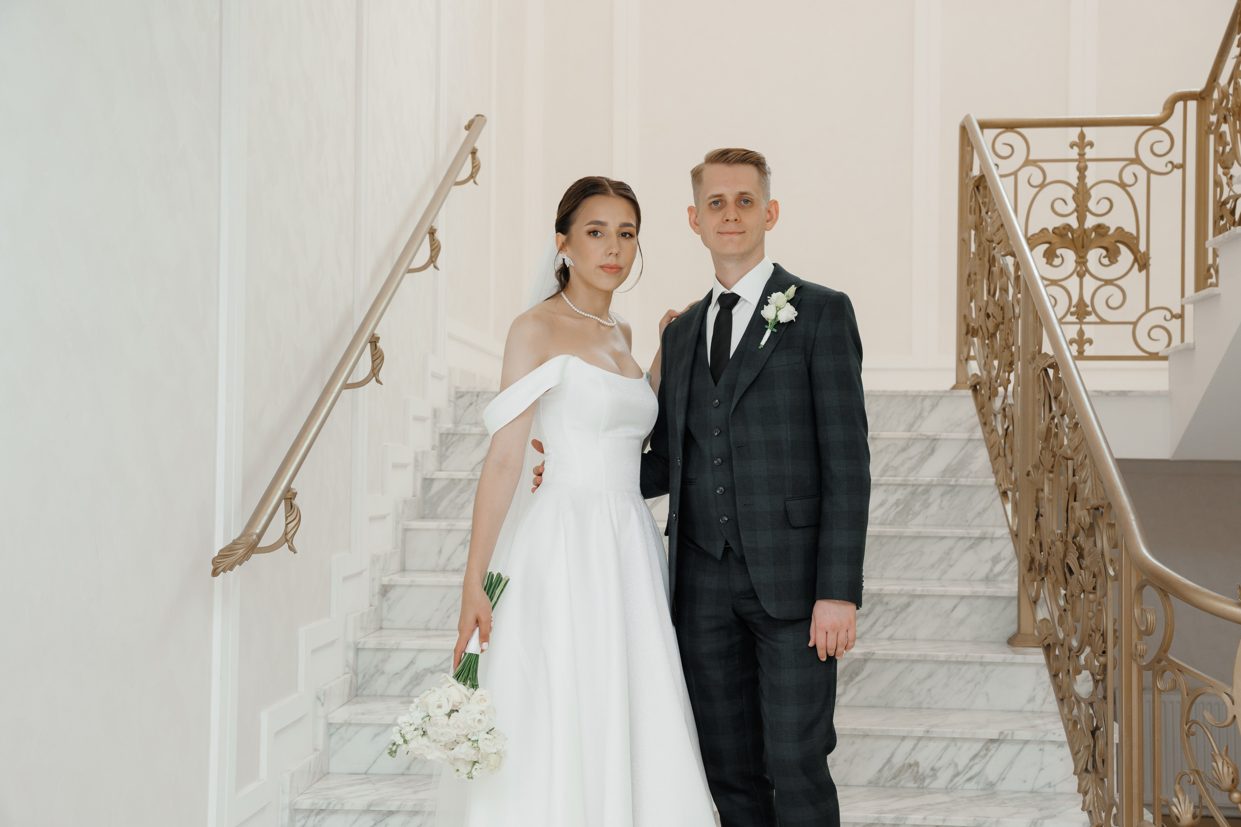 Регистрация в отеле Fish Point, ЗАГС Бутово, прогулка в Остафьево. Свадебный и репортажный фотограф (Москва, Королев и другие)