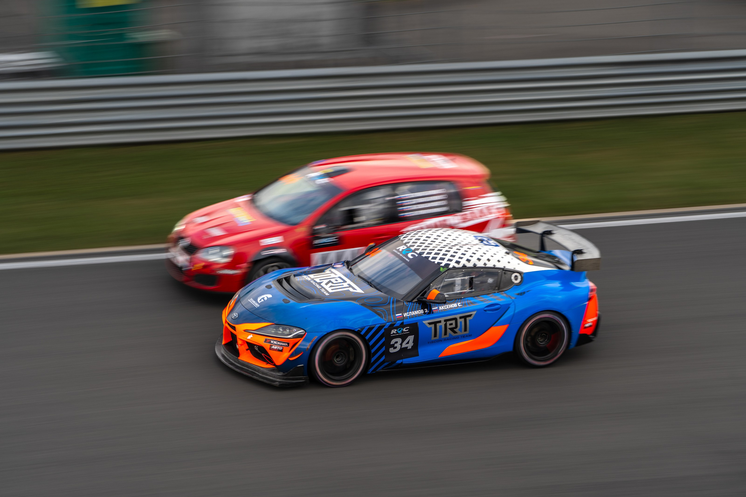 Фото четвертого этапа Российской серии гонок на выносливость. Фотограф Николай Прокофьев модельные тесты в Москве