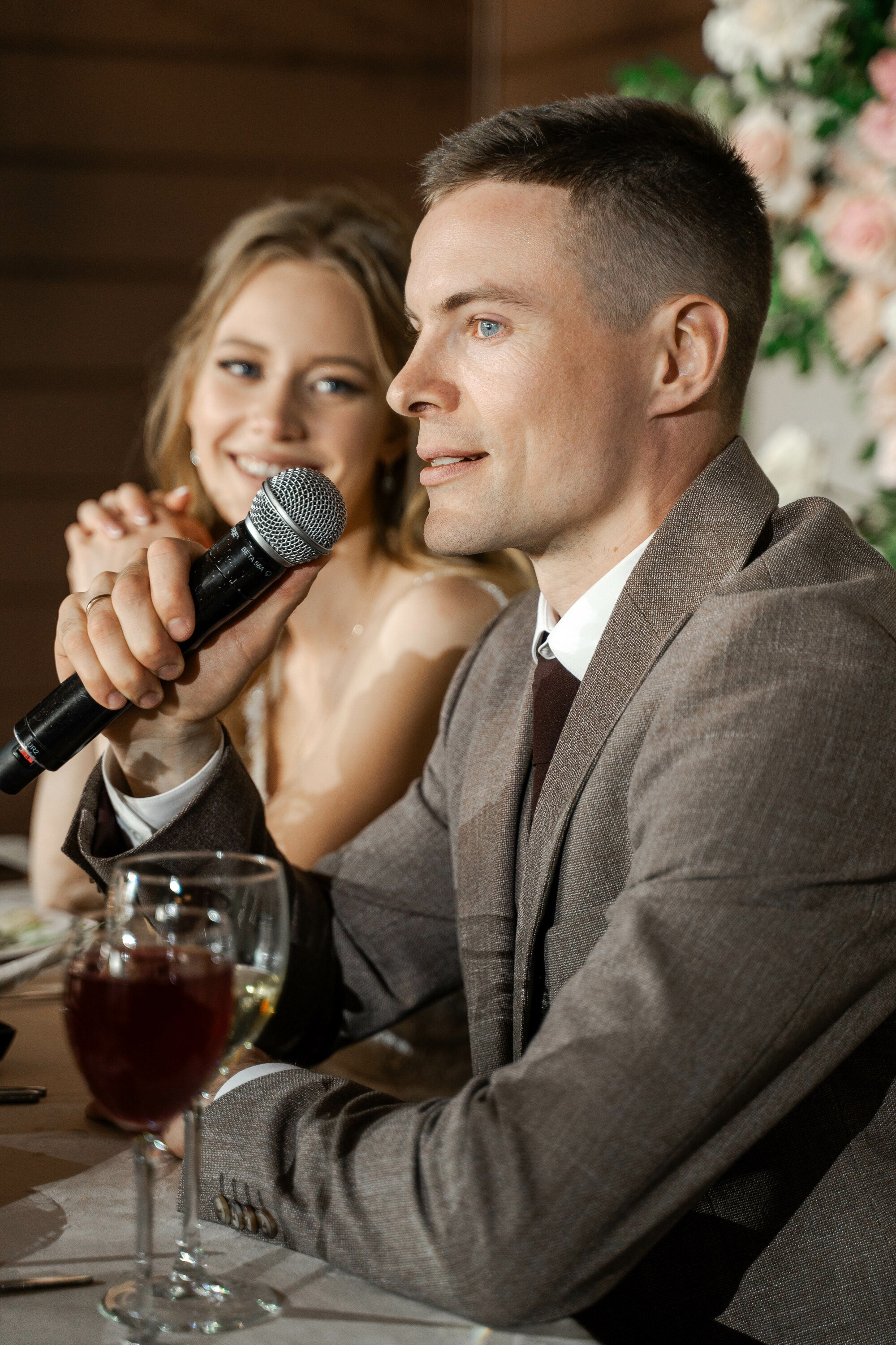 Свадьба в Лесной Рапсодии на берегу озера. Свадебный фотограф в Санкт-Петербурге и Москве Андрей Нестеров