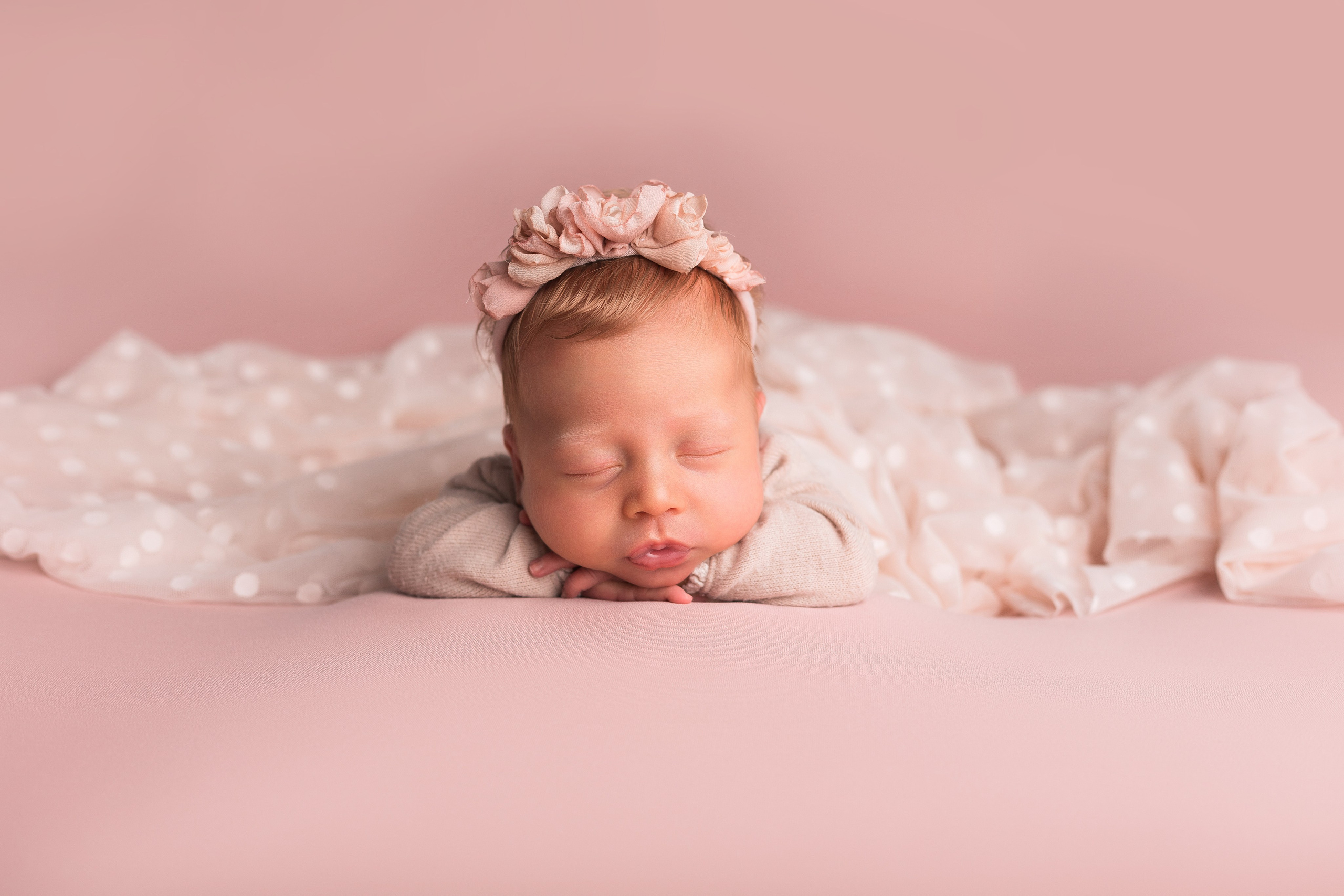 Девочки. Фотограф новорожденных в Омске Анастасия Моисеева
