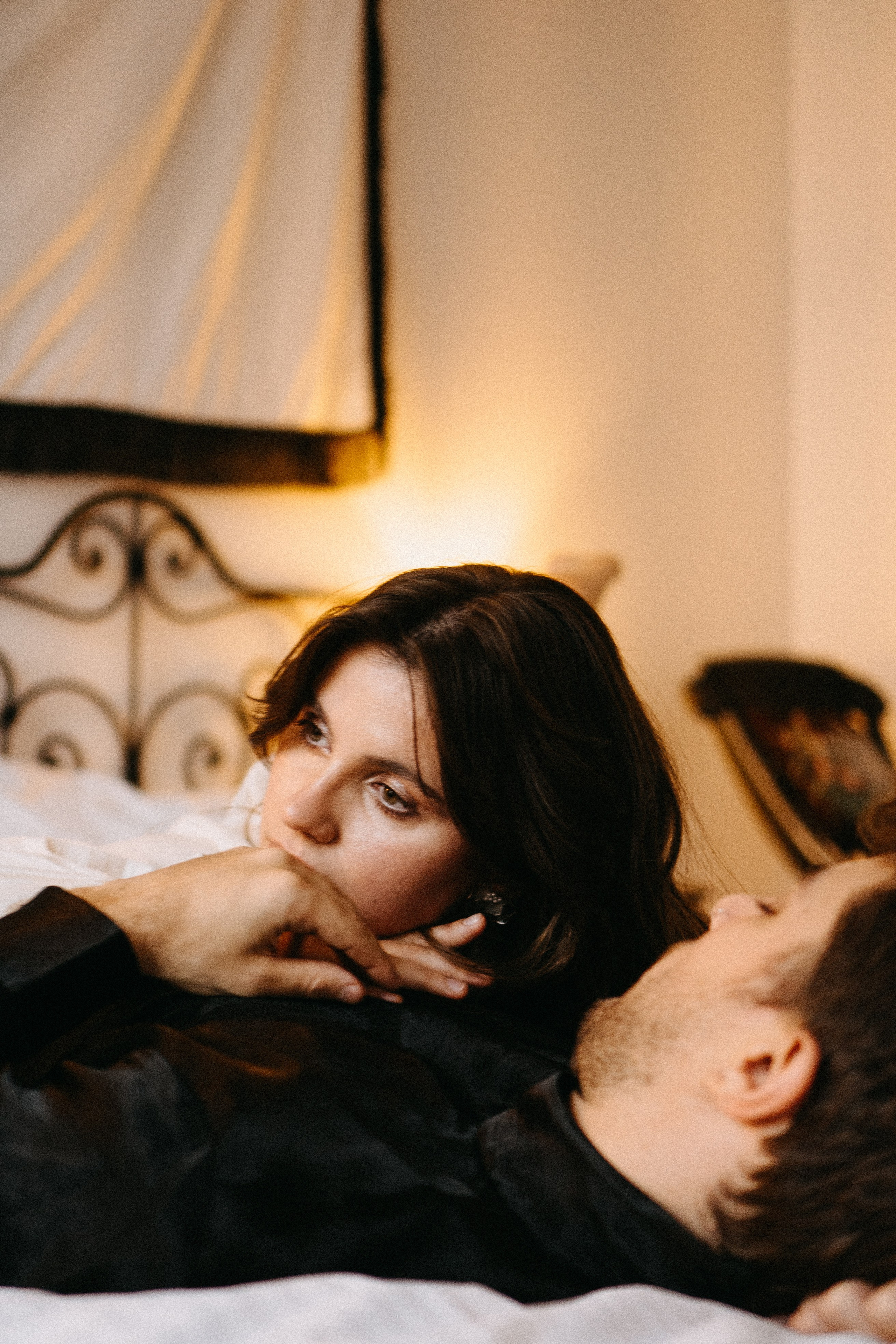 СБОРЫ ЖЕНИХА И НЕВЕСТЫ В УЮТНОЙ КВАРТИРЕ В ЦЕНТРЕ САНТК-ПЕТЕРБУРГА. Профессиональный фотограф, Санкт-Петербург — Виктория Богомолова