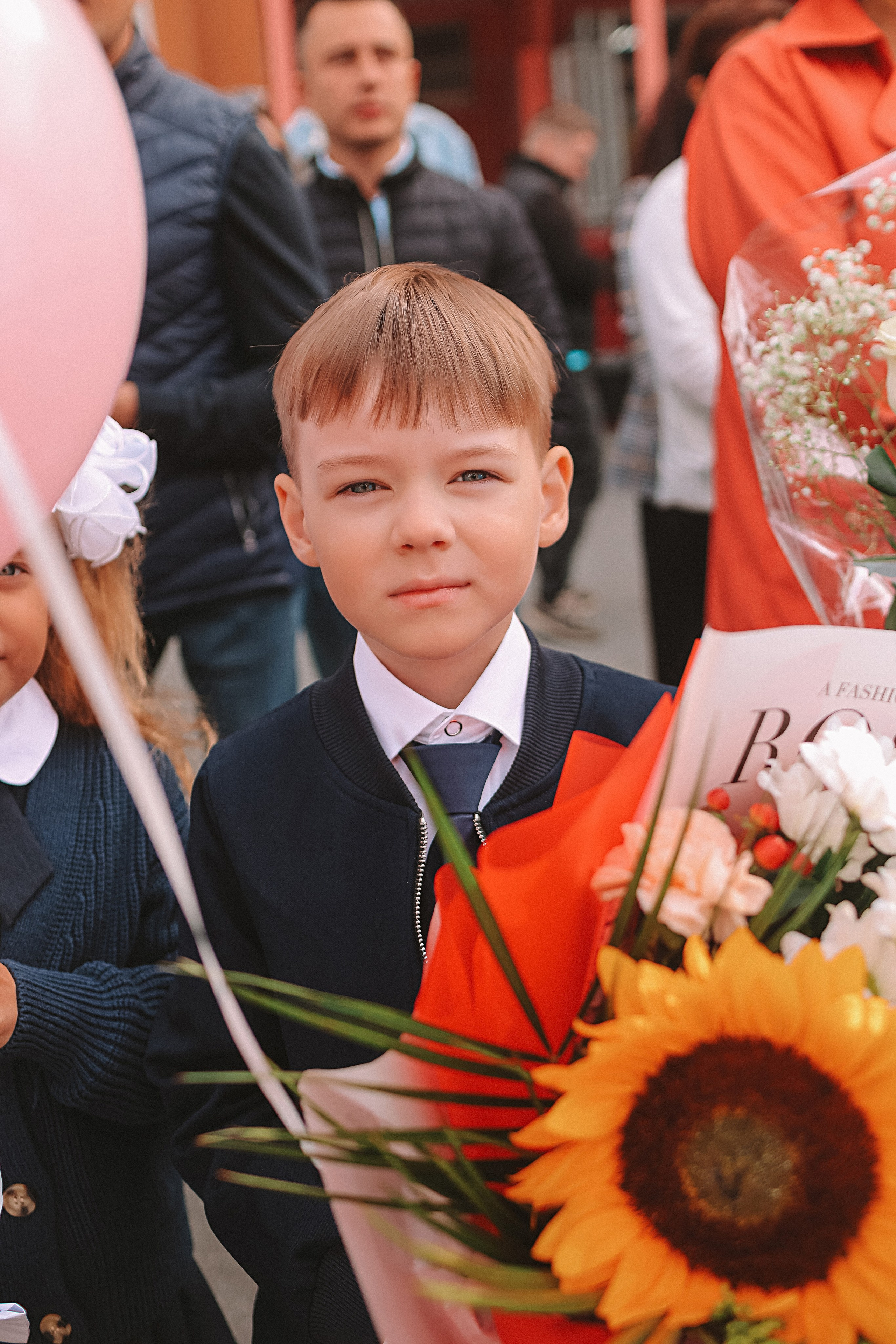 1 сентября линейка+кл час+портреты. Семейный фотограф Тюмень, фотограф на роды Салмина Мария