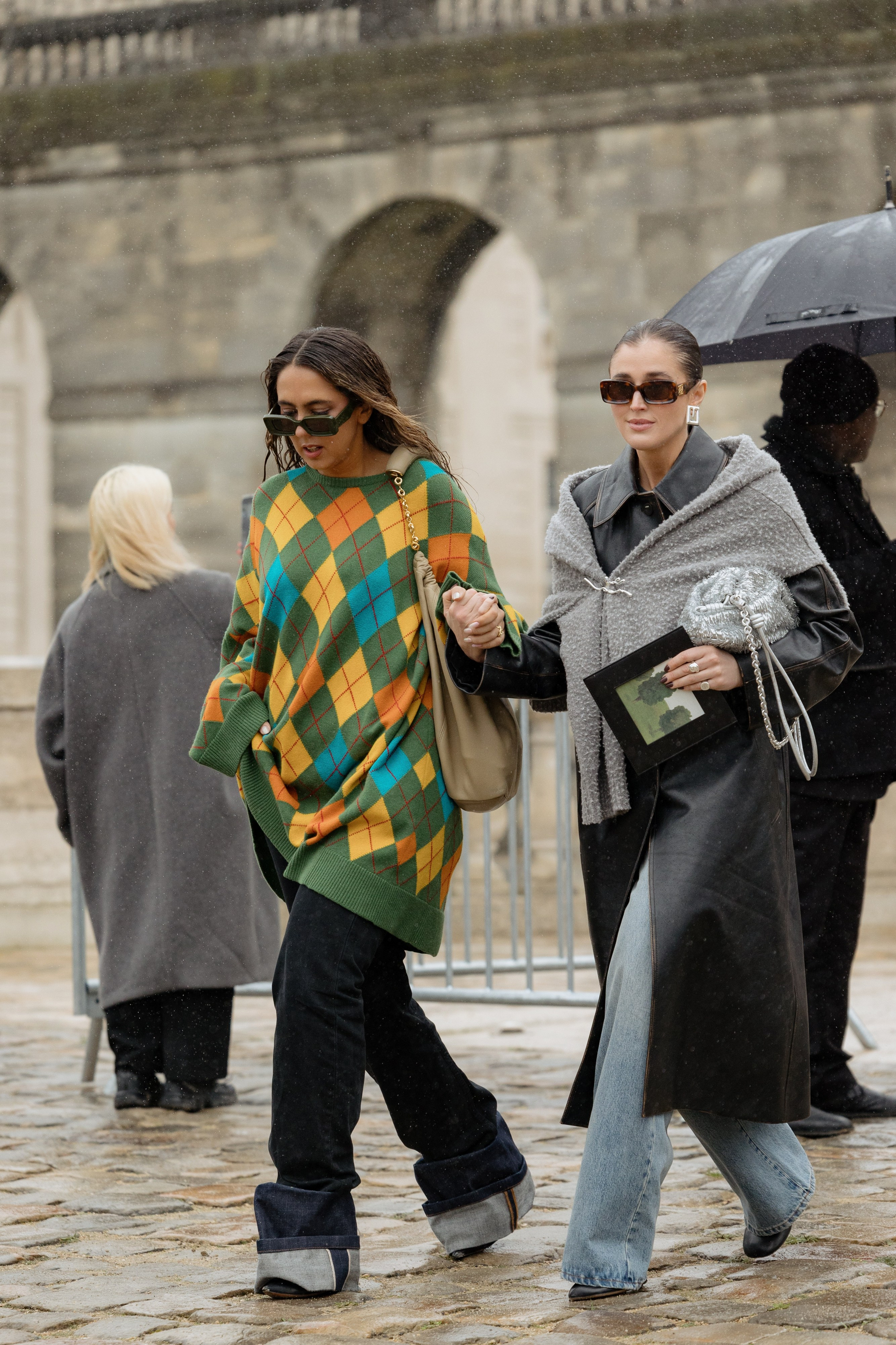 LOEWE PFW WOMENSWEAR FALL-WINTER 24/25. Photographer in Milan Ivan Goncharov