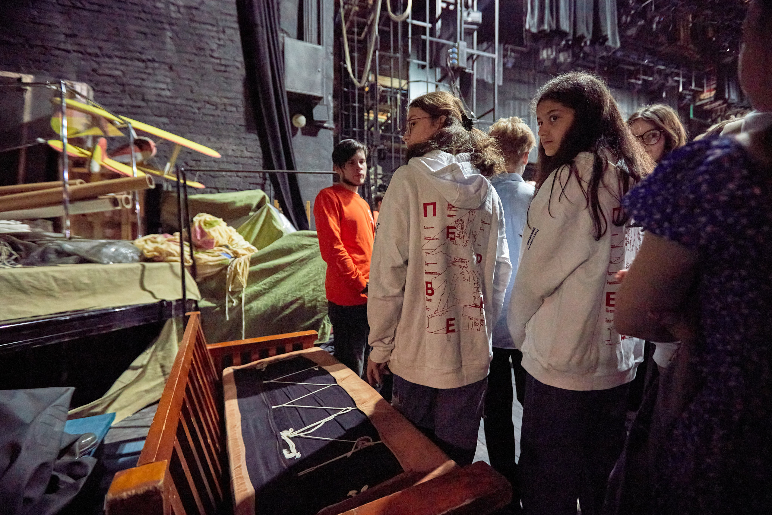 Экскурсия в театре. Фотограф Юлия Маринина