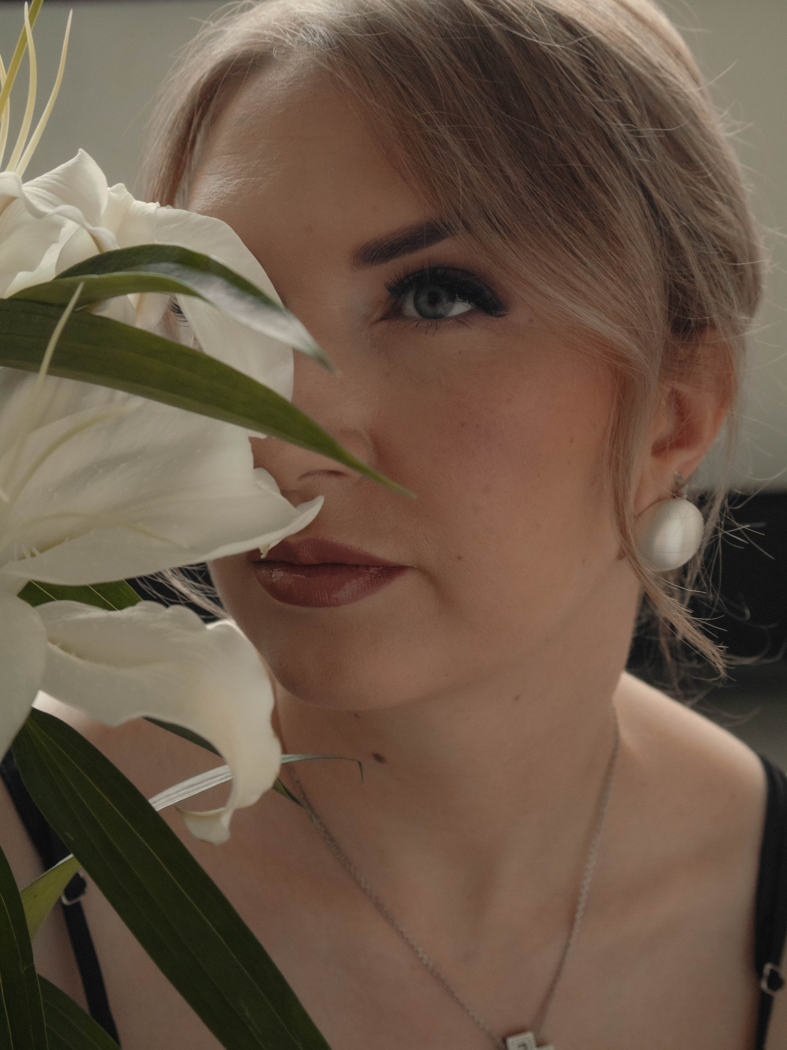 Дама с лилией. Rara Oleneva | фотограф (-иня, -ка, -есса)