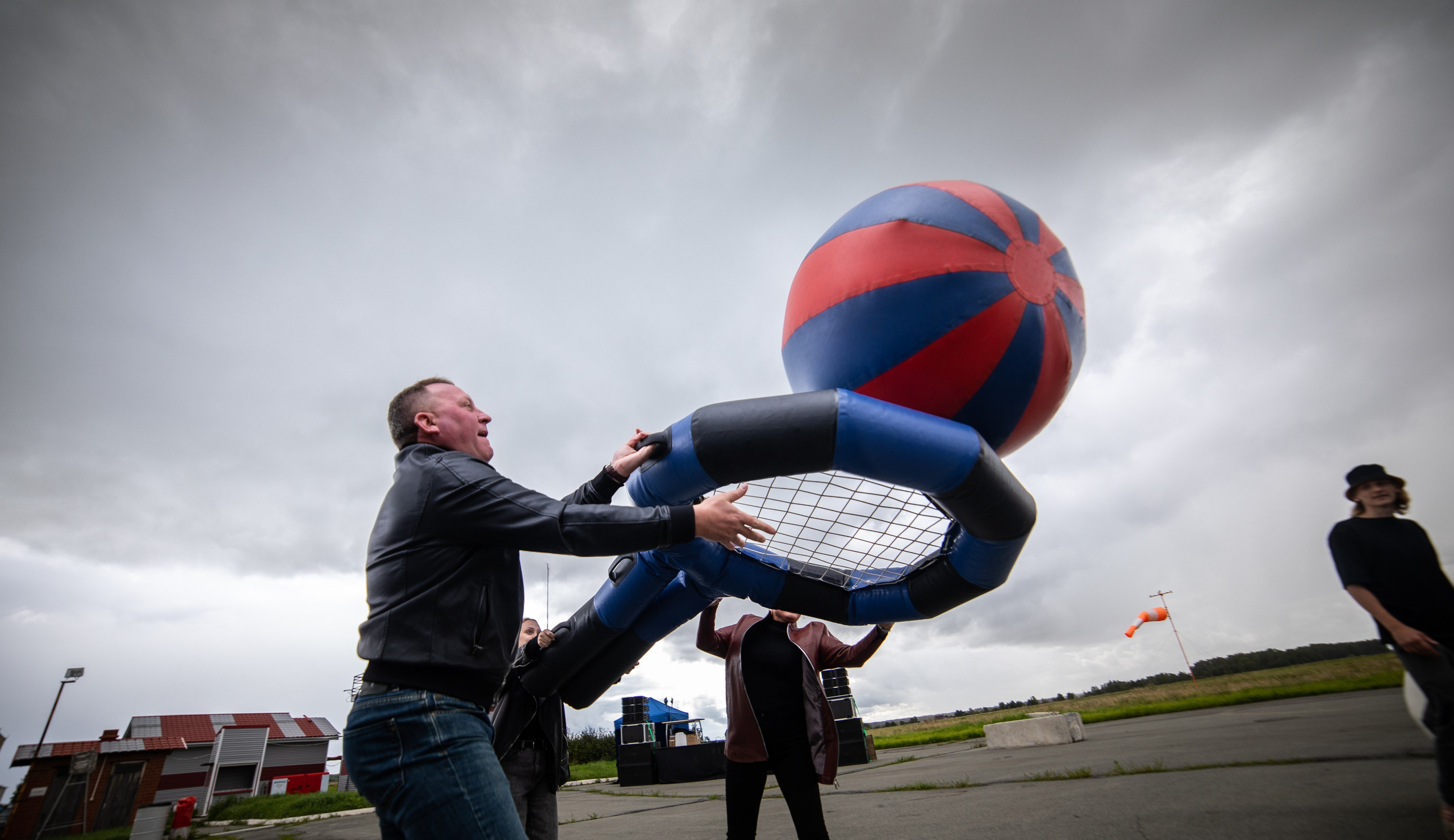 УЗСТ- Корпоративный тимбилдинг на аэродроме. Репортажный и свадебный фотограф в Челябинске Елисеев Павел