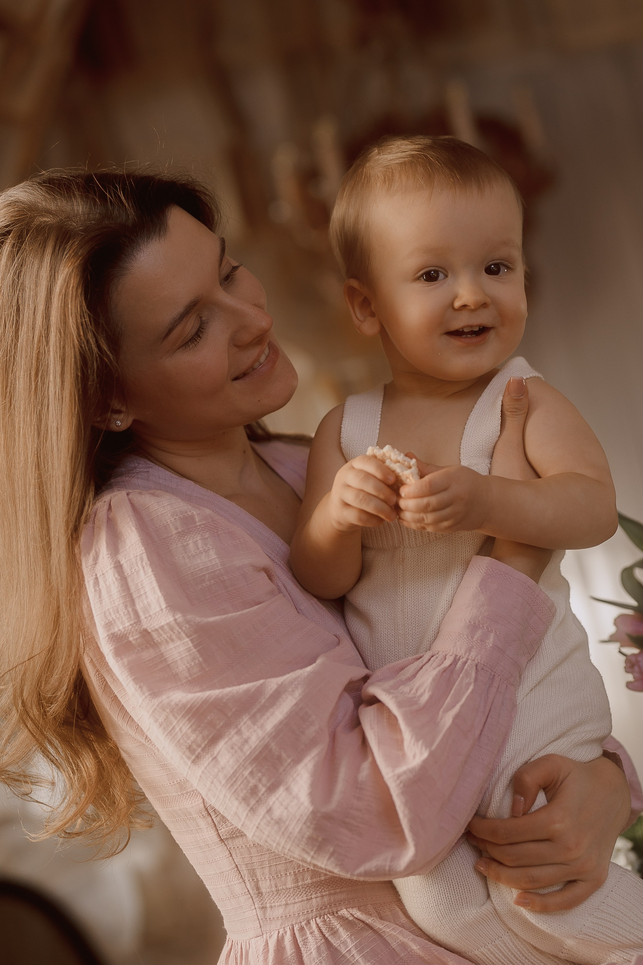 Мама и малыш. Нежная история в объятиях, любви, внимания…. Семейный и детский фотограф в Сергиев Посаде, Хотьково Якимчук Любовь