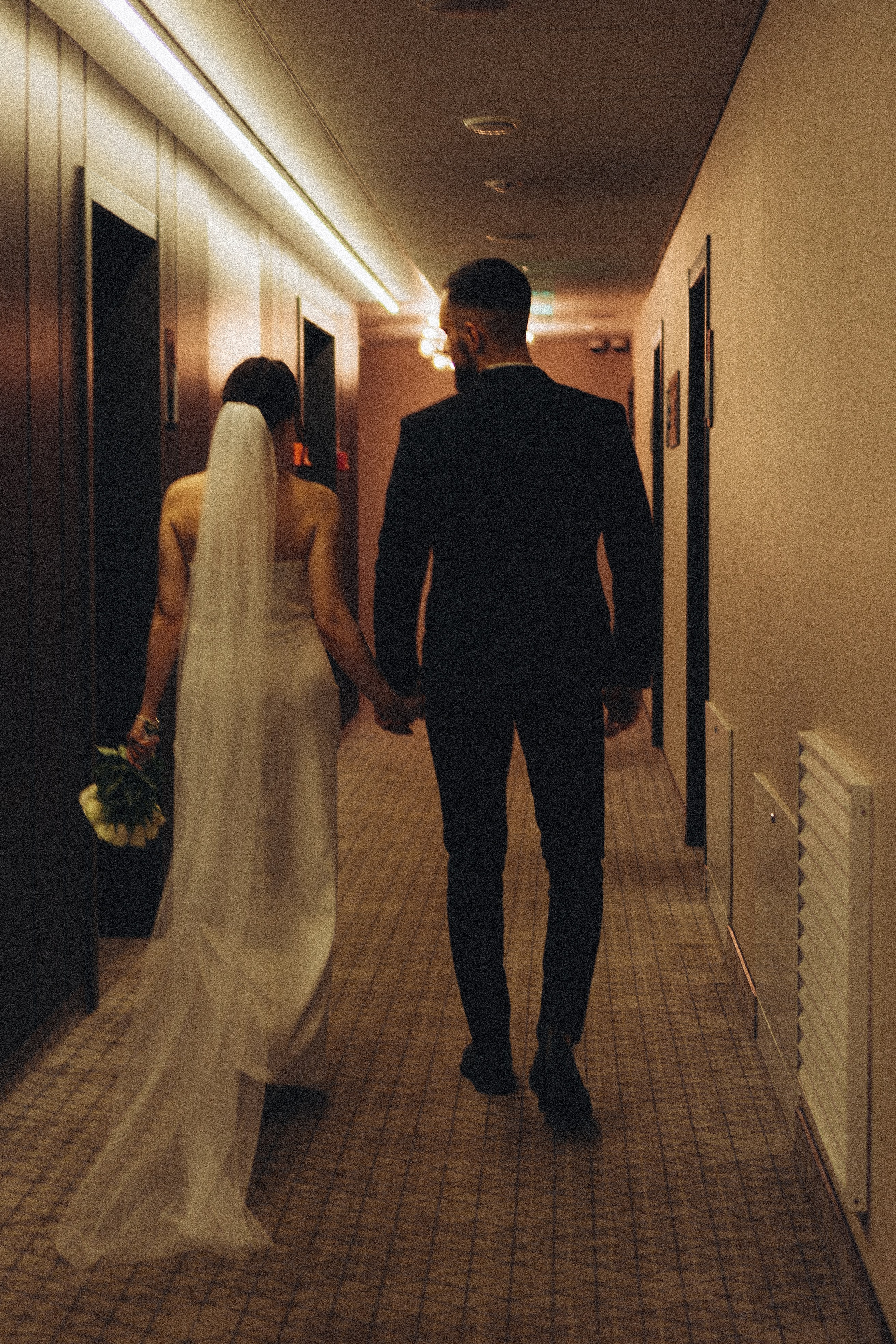 СВАДЕБНАЯ СЬЕМКА СБОРОВ ЖЕНИХА И НЕВЕСТЫ В ОТЕЛЕ И ТАКЖЕ ФОТОСЕССИИЯ В ОТЕЛЕЕ МЕГАПОЛИС БРЯНСК. Профессиональный фотограф, Санкт-Петербург — Виктория Богомолова