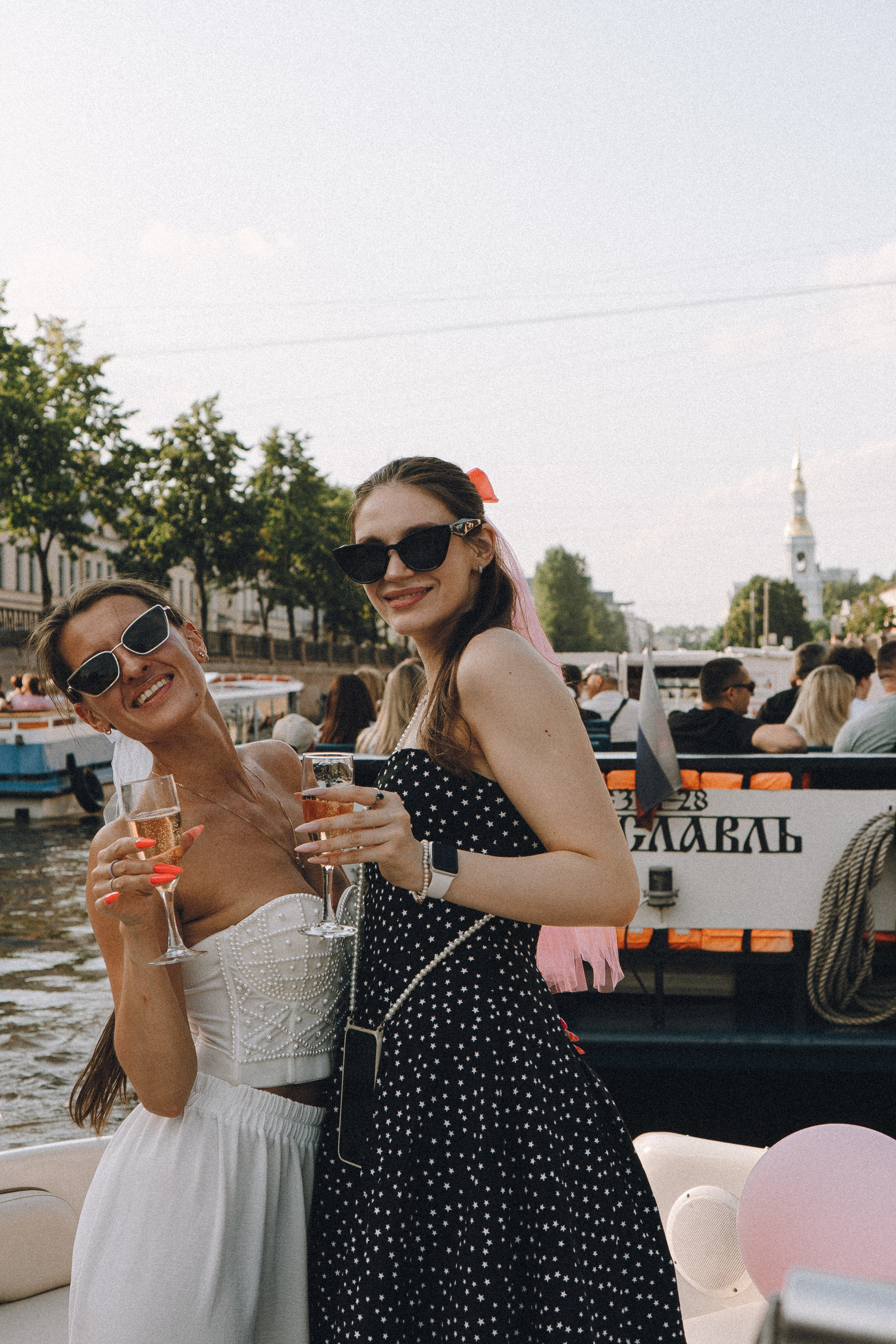 ДЕВИЧНИК НА КАТЕРЕ. Профессиональный фотограф, Санкт-Петербург — Виктория Богомолова