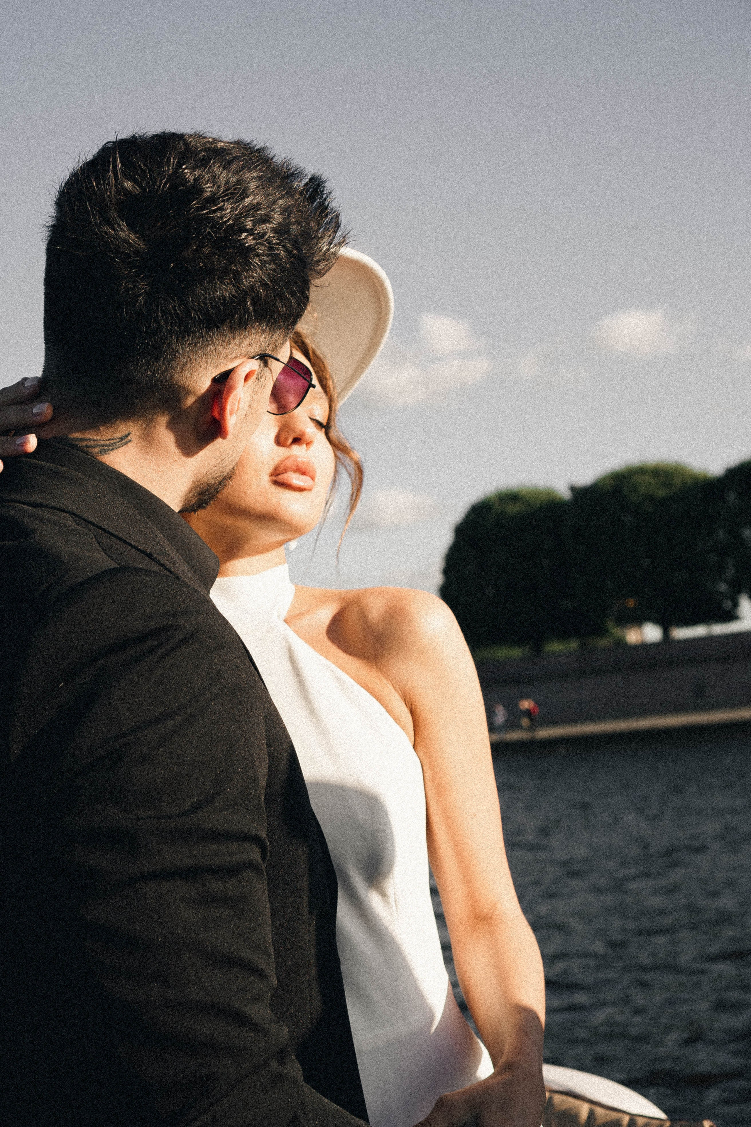 СВАДЕНБНАЯ СЬЕМКА НА КАТЕРЕ ПО КАНАЛАМ САНКТ-ПЕТЕРБУРГА И В АКВАТОРИИ НЕВЫ. Профессиональный фотограф, Санкт-Петербург — Виктория Богомолова