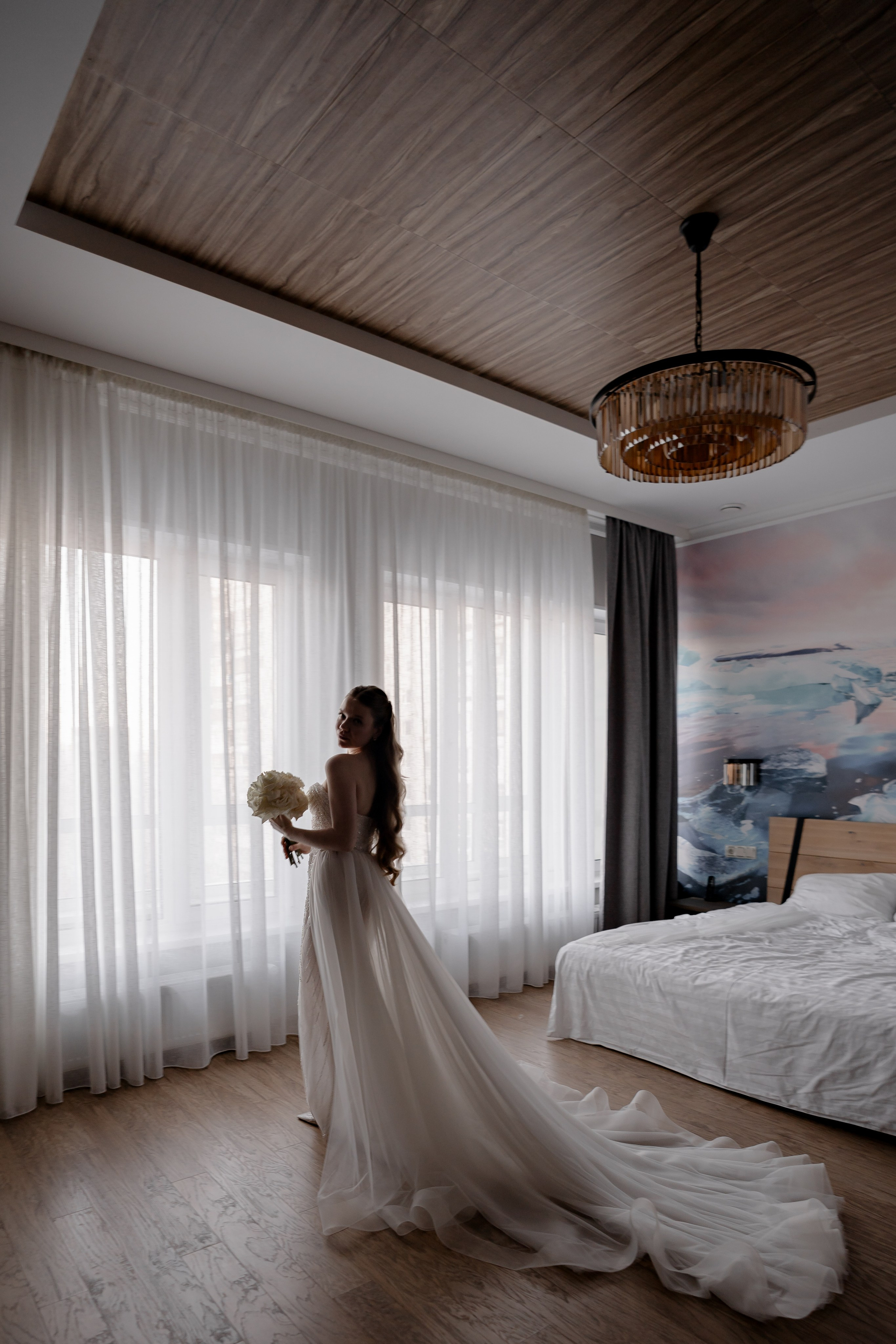 СВАДЕБНАЯ СЬЕМКА СБОРОВ В ОТЕЛЕ И ВЫЕЗД НА ЦЕРЕМОНИЮ (СНЯТО В СИБИРЕ В НИЖНЕВАРТОВСКЕ)М. Профессиональный фотограф, Санкт-Петербург — Виктория Богомолова