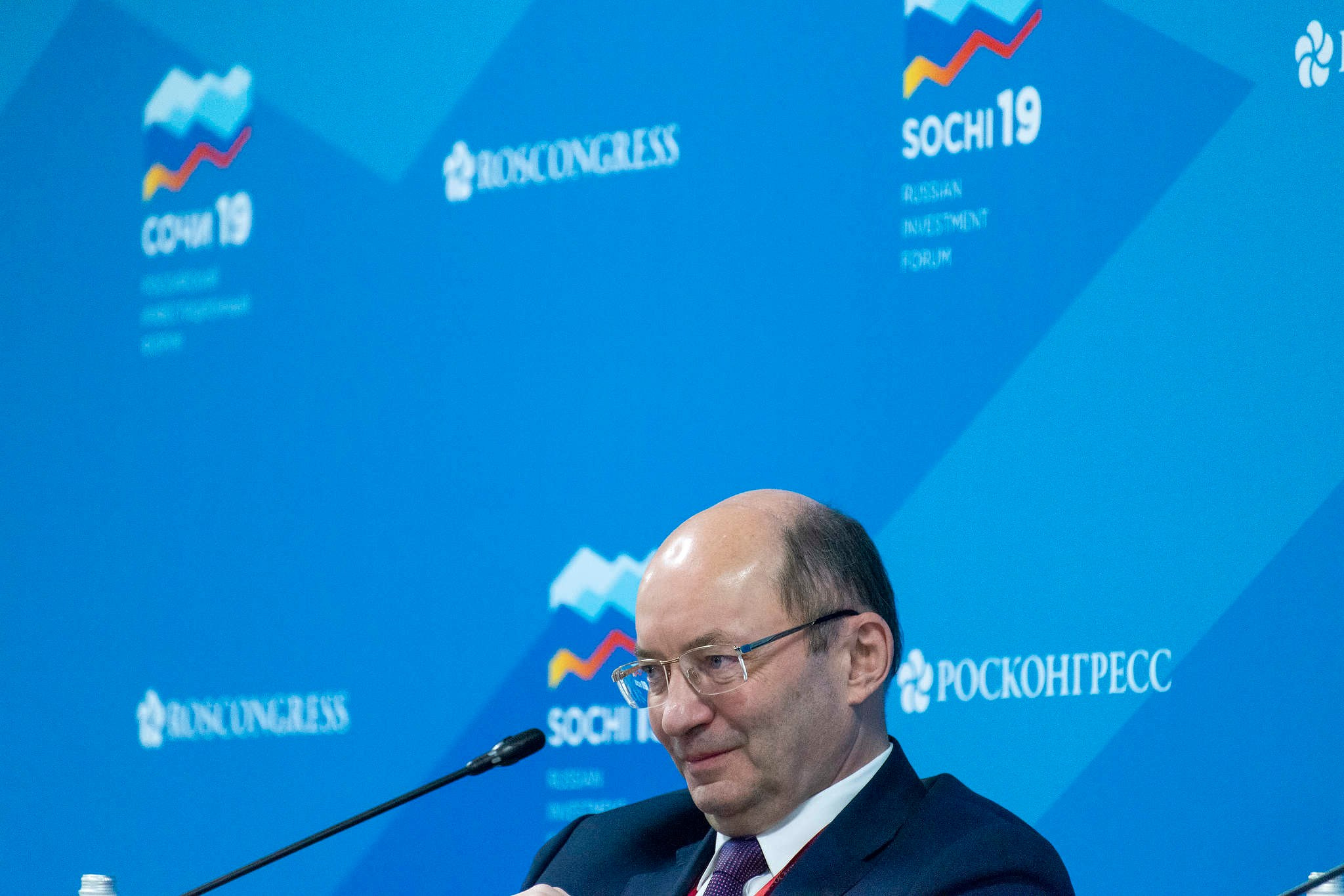 На международном инвестиционном форуме в Сочи в 2019 году. Съемка компании Росконгресс.