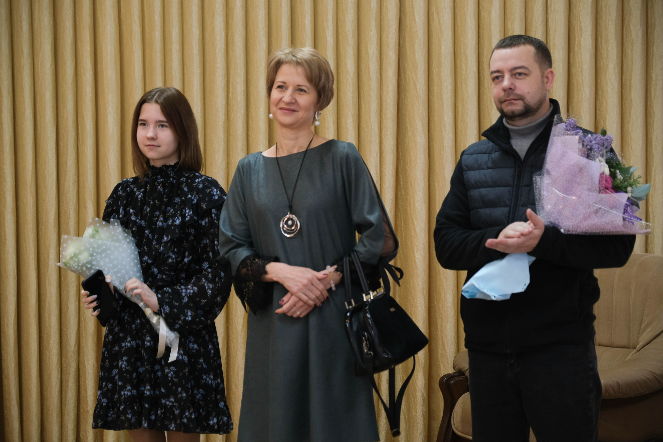 Сергей и Светлана. Регистрация в ЗАГСе. Свадебный фотограф в Челябинске Сырчикова Наталья