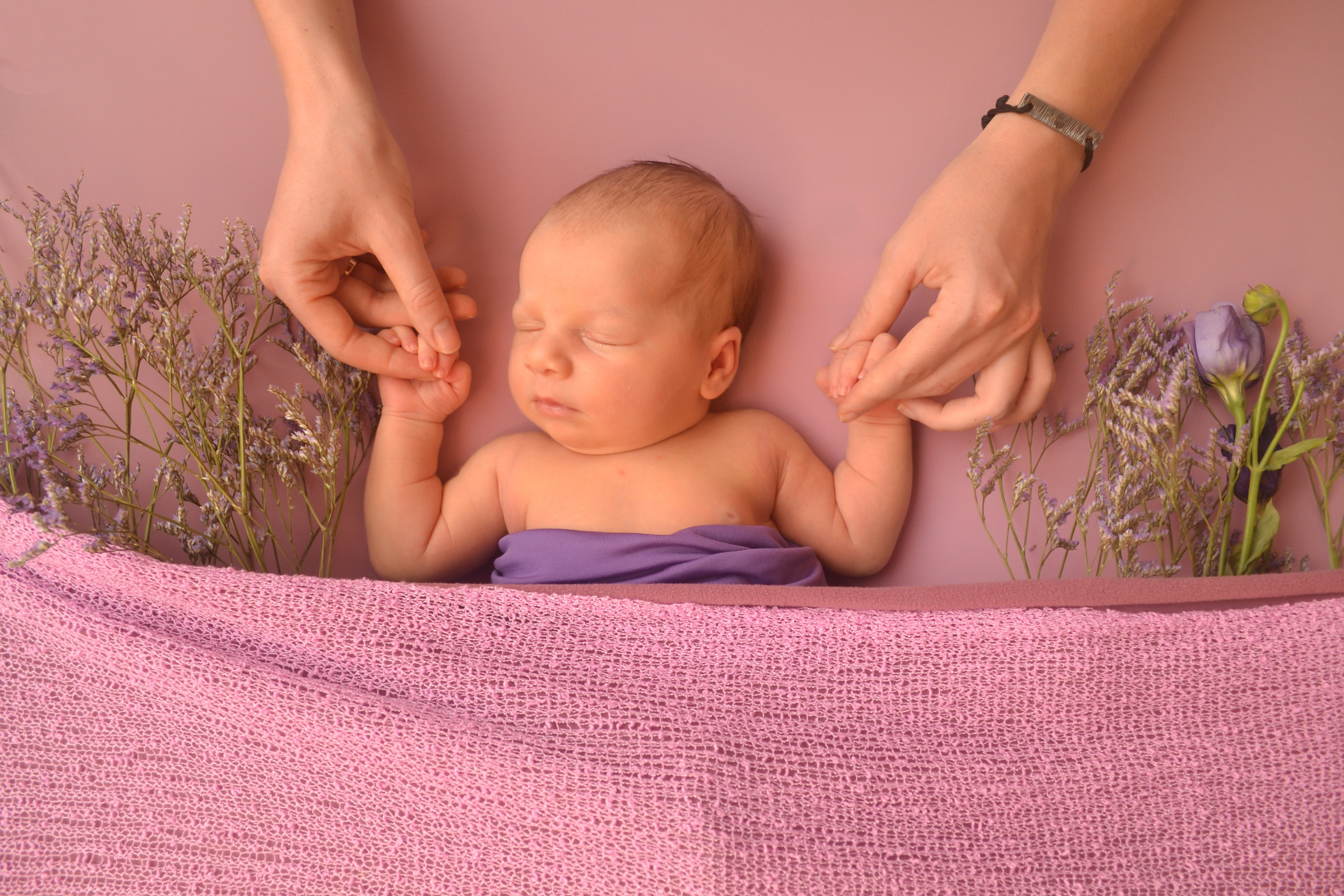 Newborn. Photograper Israel/фотограф Израиль. ALINA TARAN