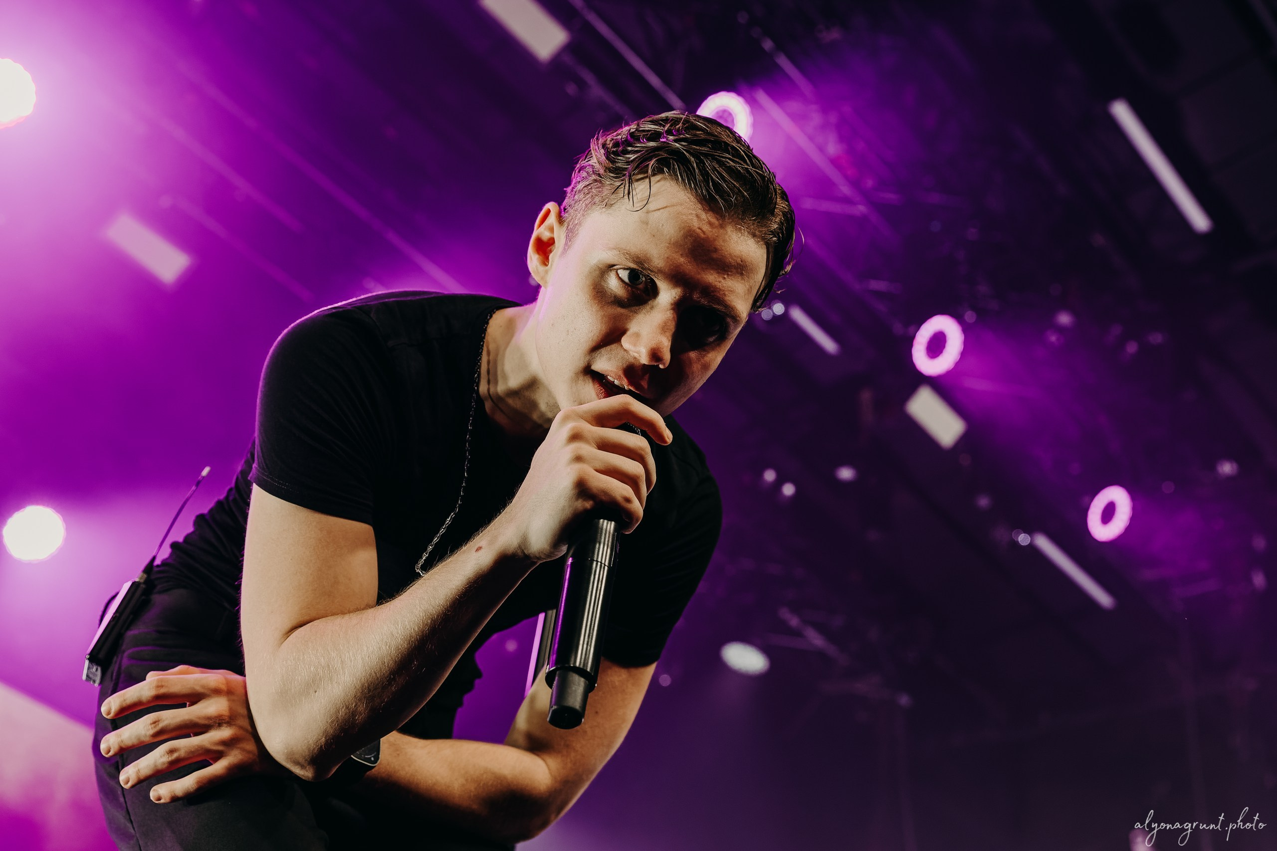 Ваня Дмитриенко, фоторепортаж СПб, A2, 23.10.2025. Алена Адрианова: фотограф в Санкт-Петербурге