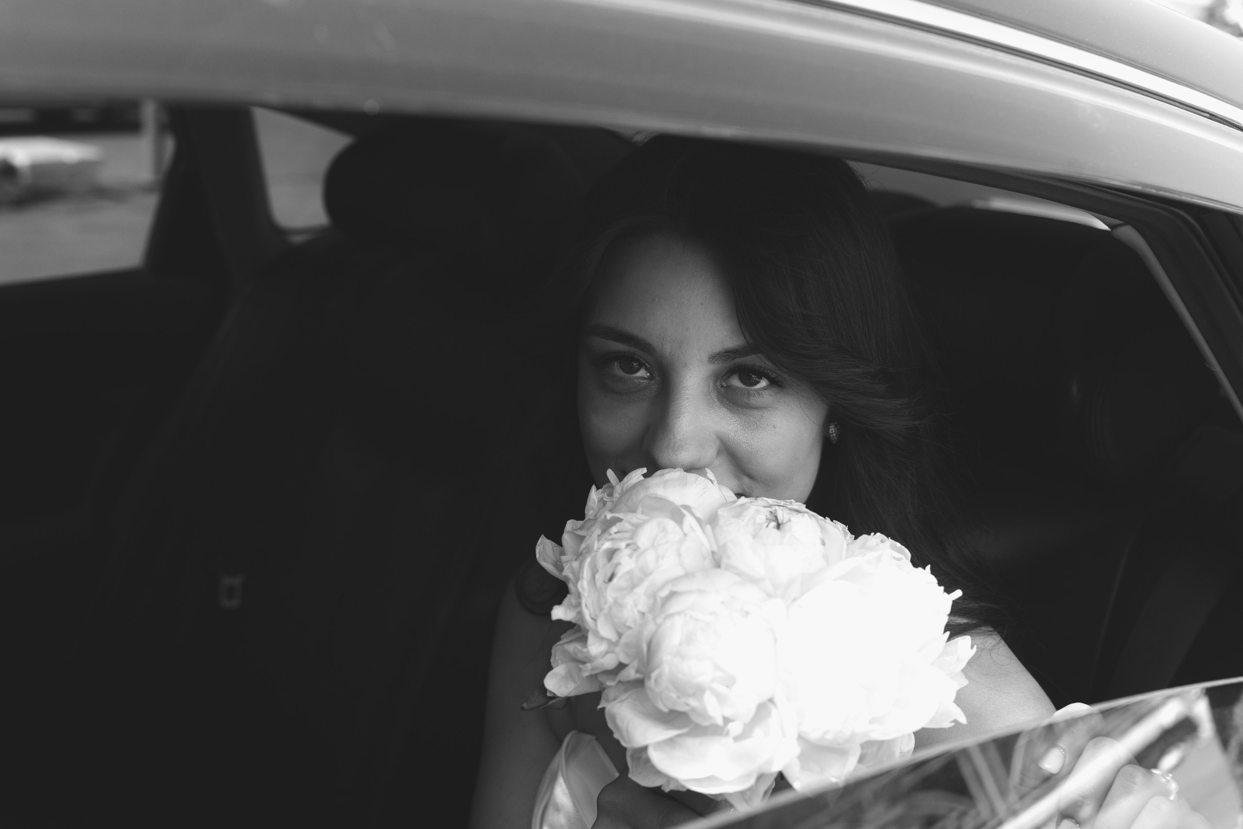 ЗАГС Декабрьских событий. Для тех, кто не ждёт удачи, а создаёт её. Каждая фотосессия — это твой момент, твой стиль, твой успех. 📸