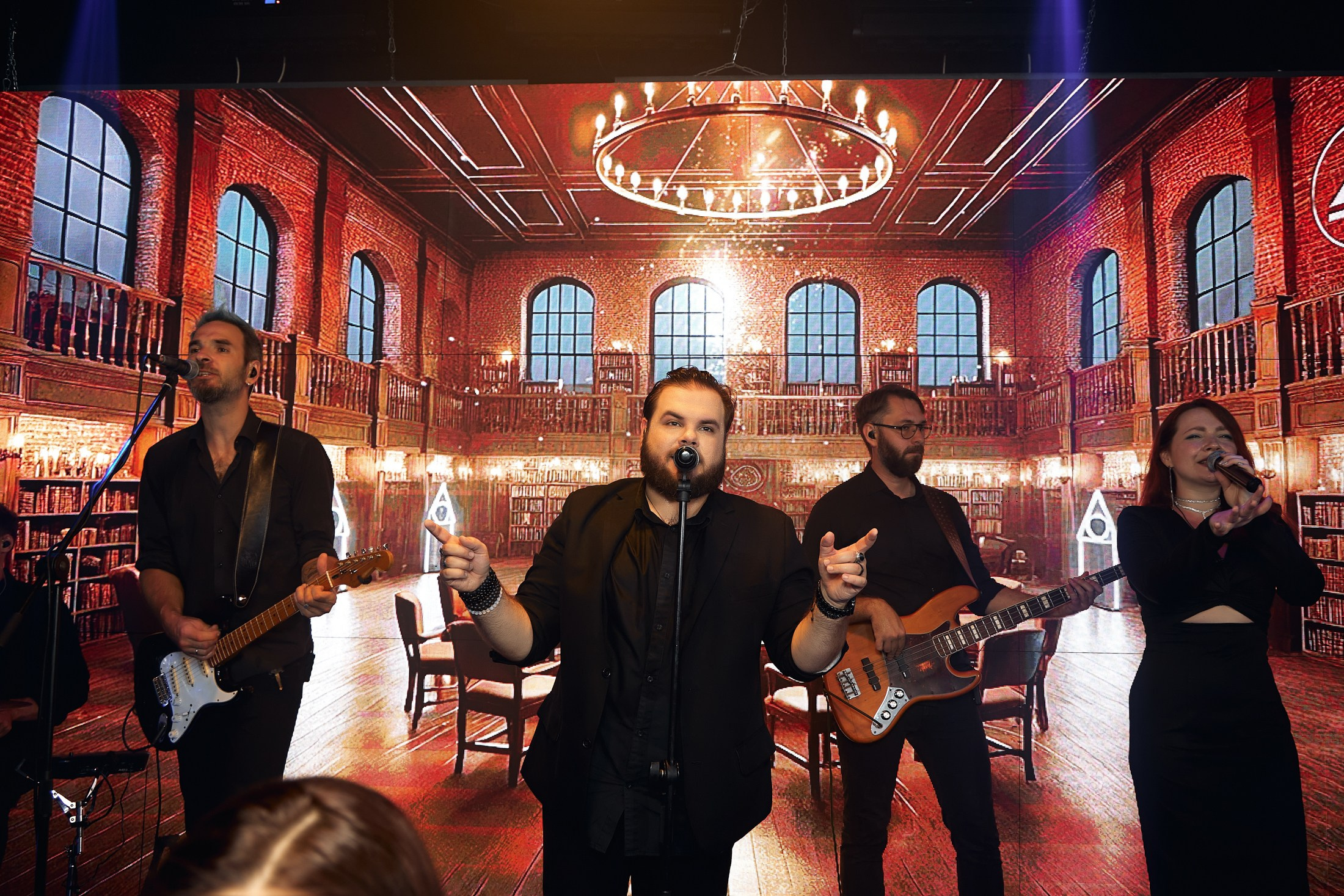 Фотограф на выпускной. Свадебный репортажный и фуд фотограф в Барнауле Гайфулин Виталий