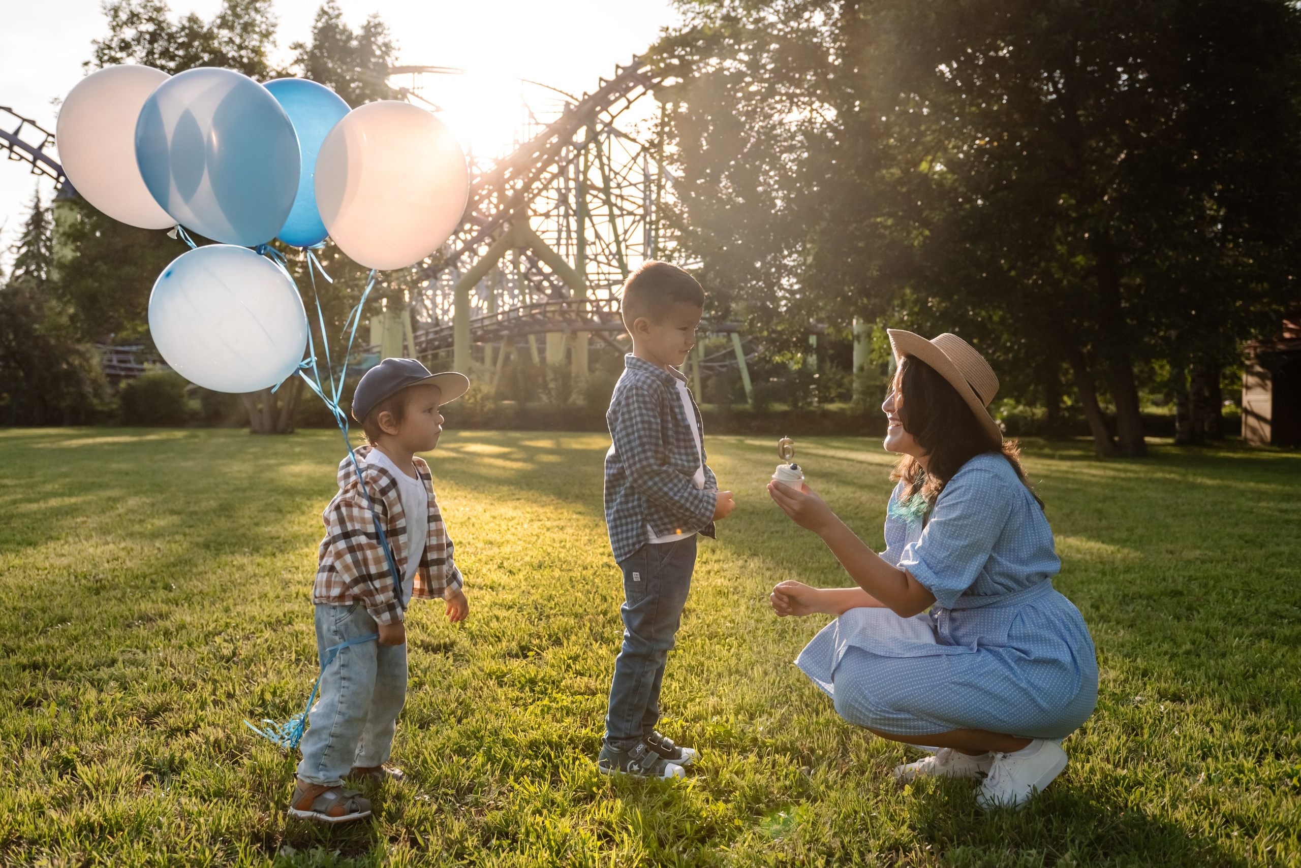 Семейная. Лилия с сыновьями. Свадебный и сеейный фотограф в Санкт-Петербурге Елена Худякова