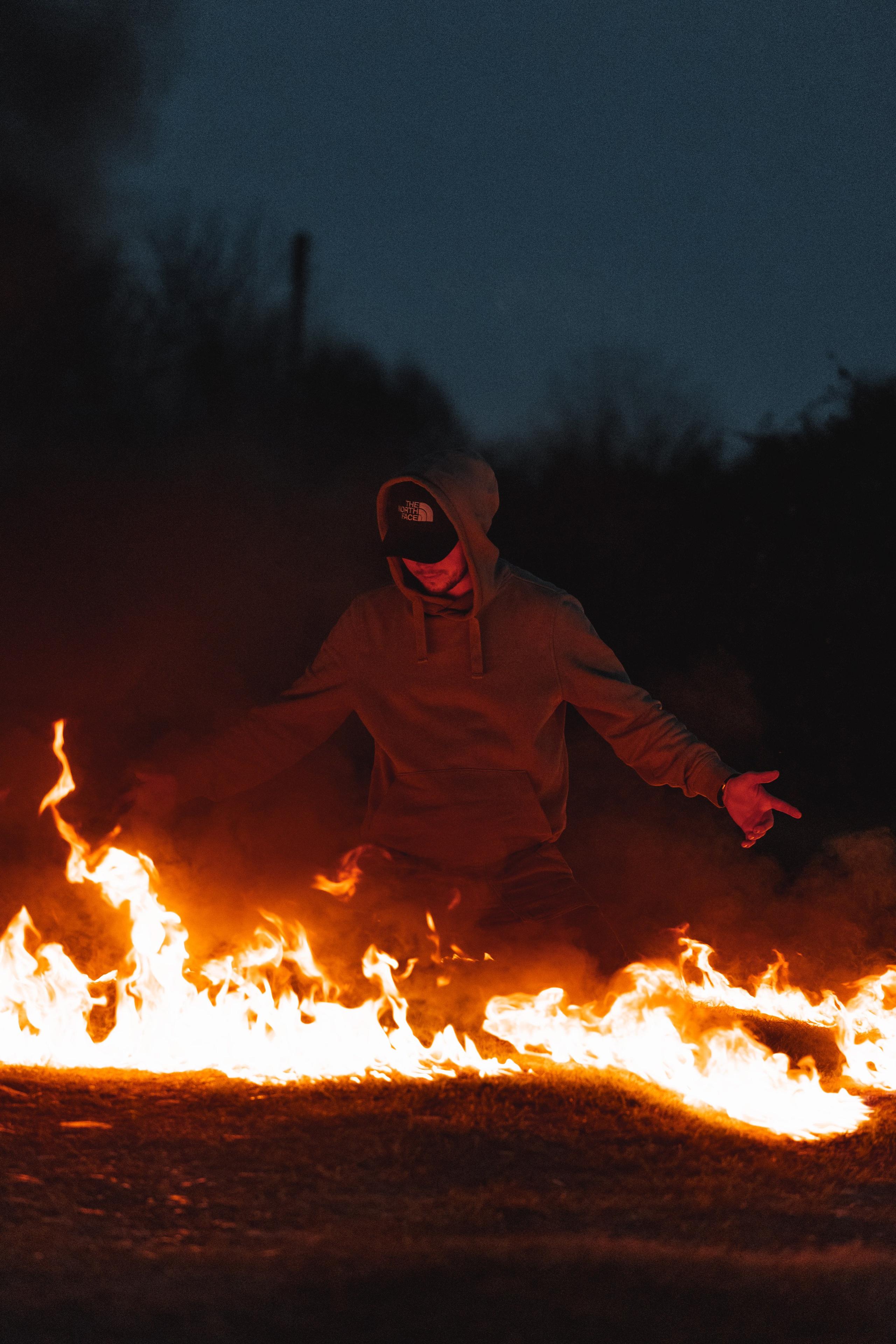 With fire. Photographer in Saint-Petersburg and Moscow Max Spector