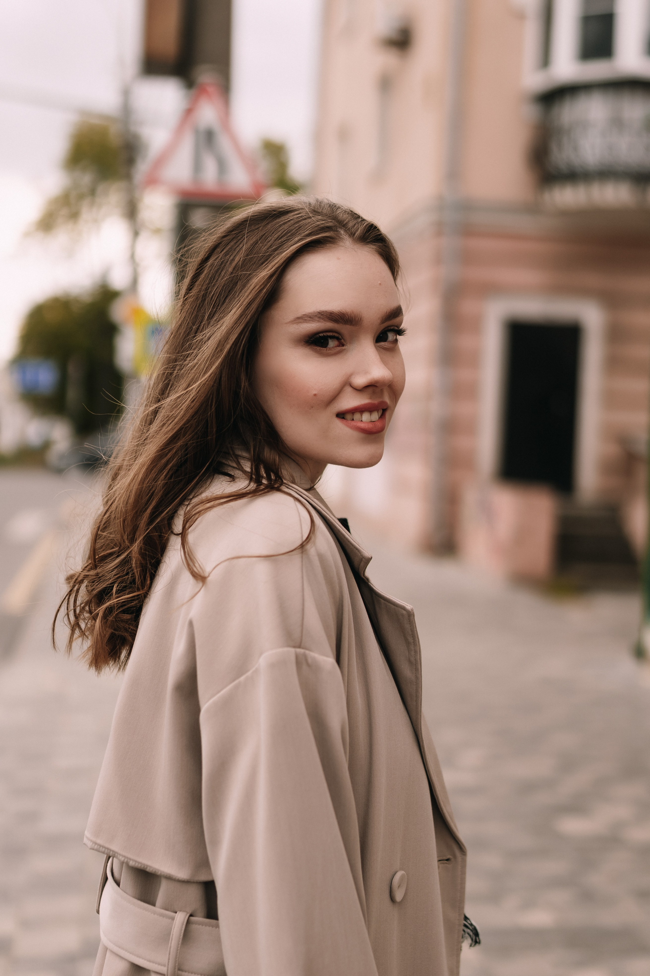 Девушка по городу. Https://instagram.com/ana.stasia.n