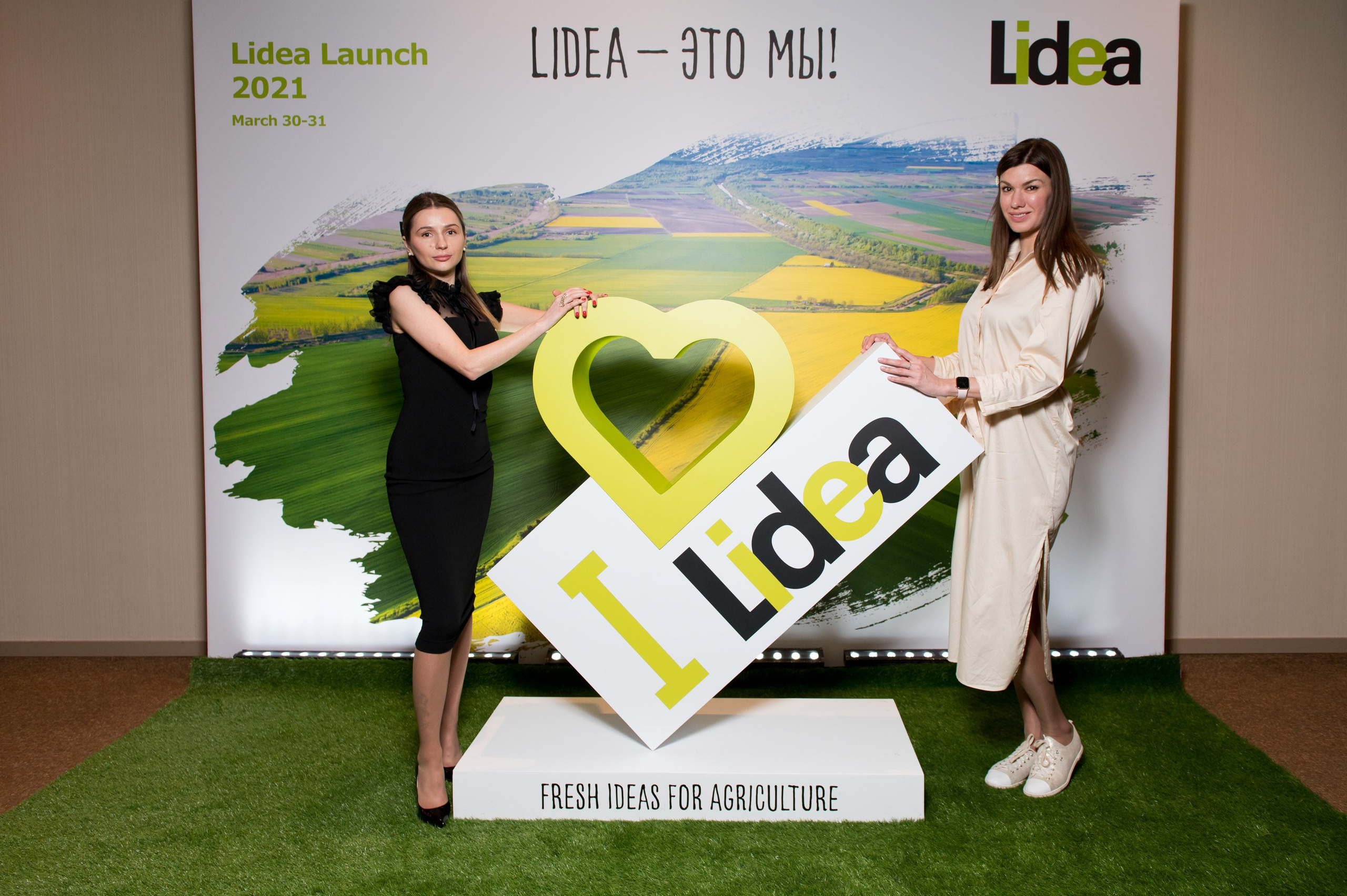 Конференция Lidea. Репортажный фотограф и видеограф Слава Думчев. Тимбилдинги, отчетники, корпоративы