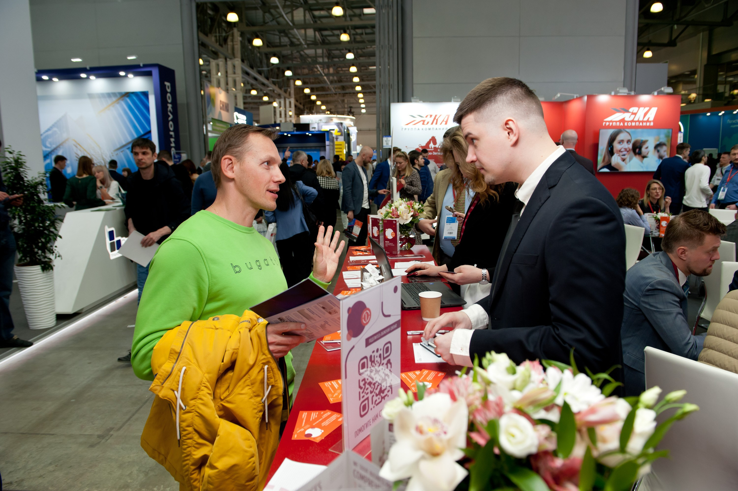 Работа выставочного стенда ПГК. Репортажный фотограф и видеограф Слава Думчев. Тимбилдинги, отчетники, корпоративы