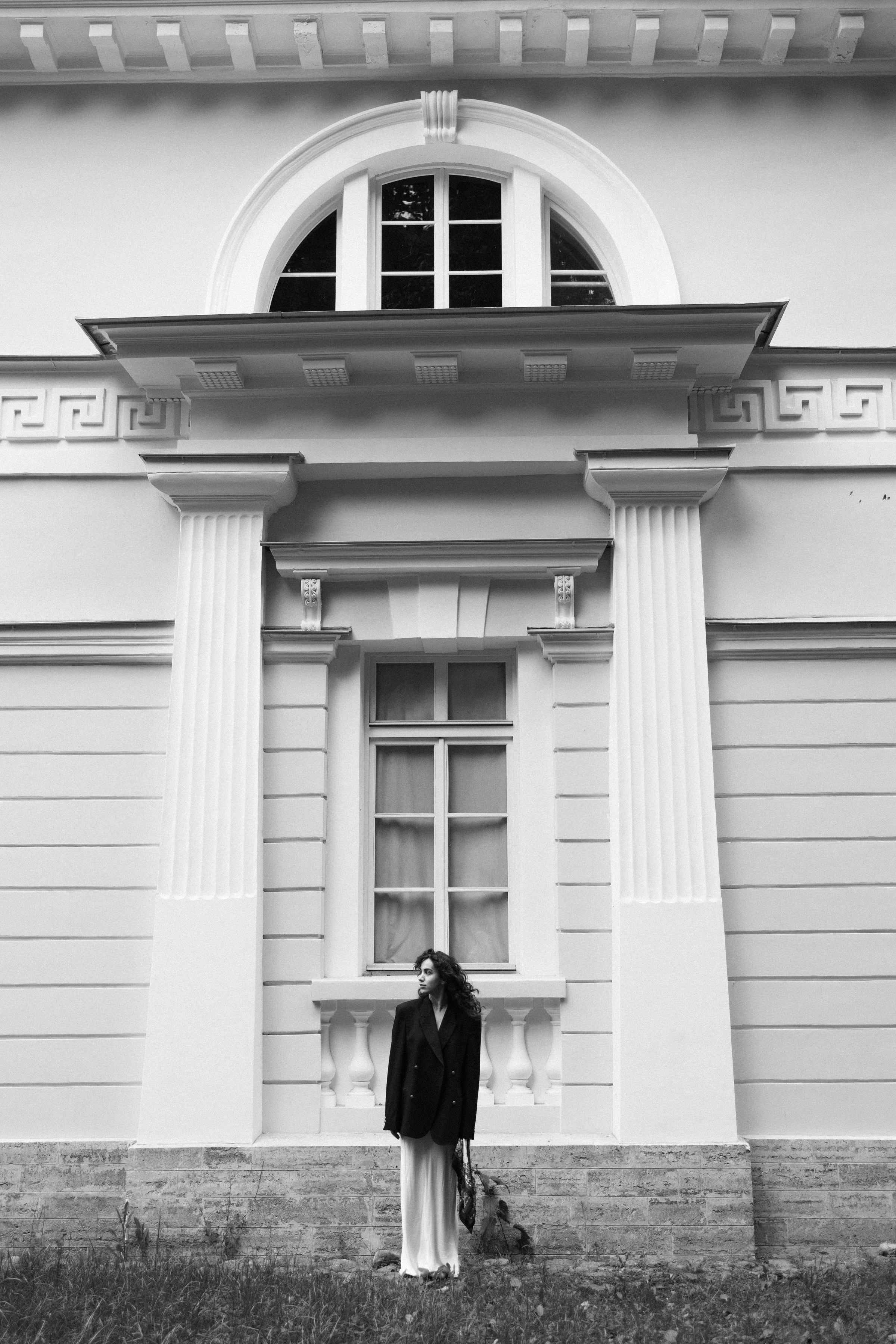 Прогулочная фотосессия. Портретный фотограф СПб, женский фотограф, минимализм и эстетика