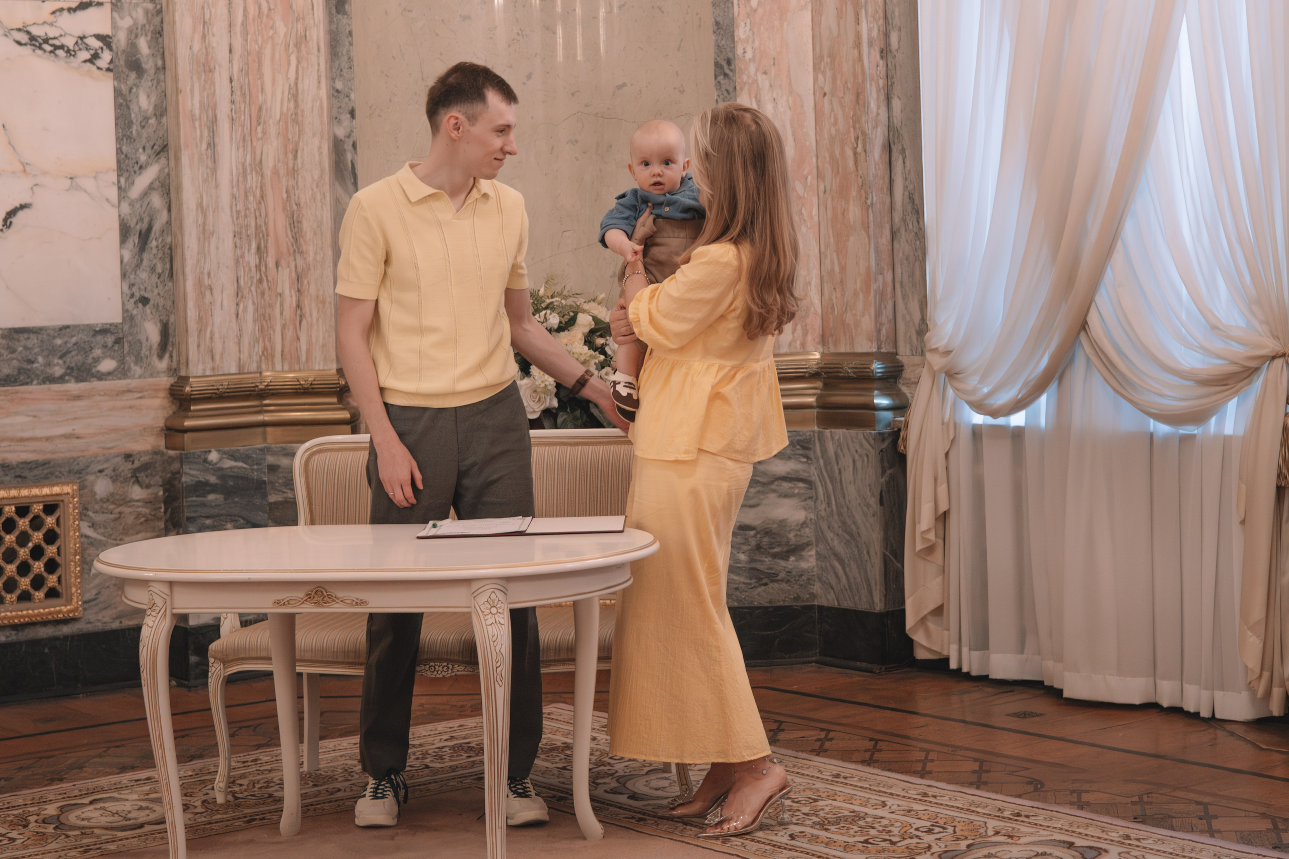Маленький Петербуржец. Семейный фотограф в Санкт-Петербурге. Запечатление мгновений и ярких воспоминаний в Вашей жизни