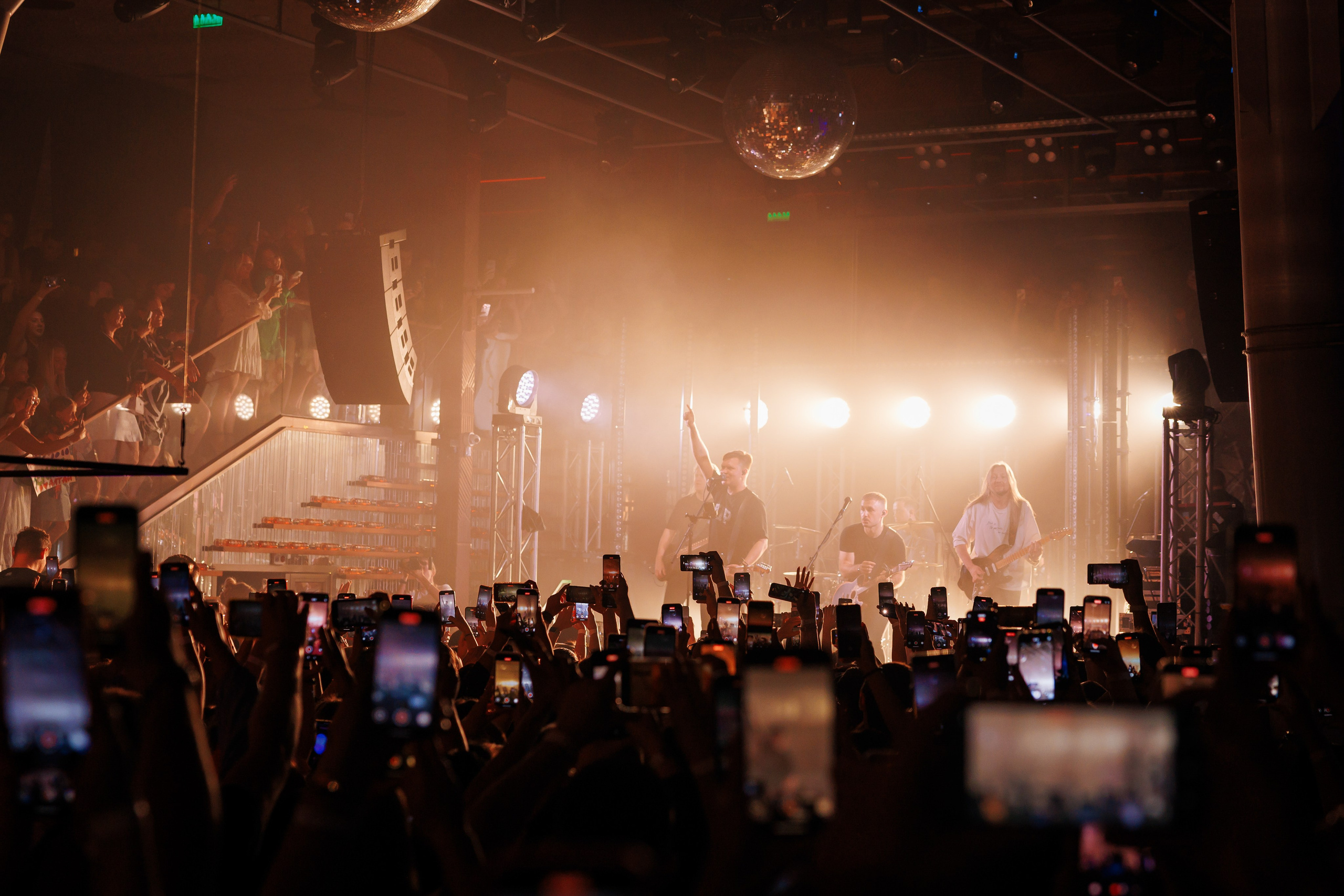 Concert. Событийный и портретный фотограф в Москве — Адам Черноуски