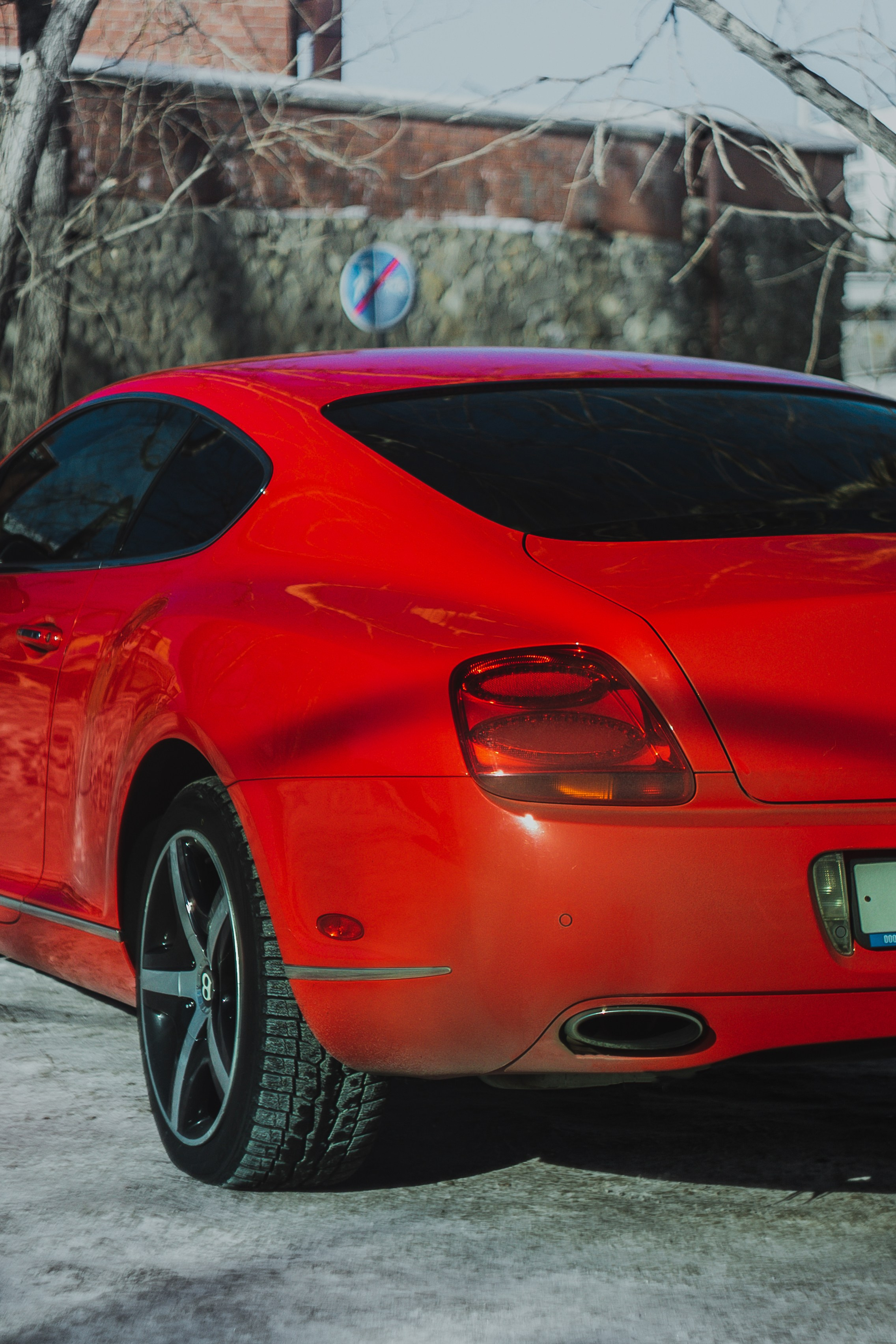 Bentley Continental GT. Фотограф, видеограф и пилот дрона на Байкале