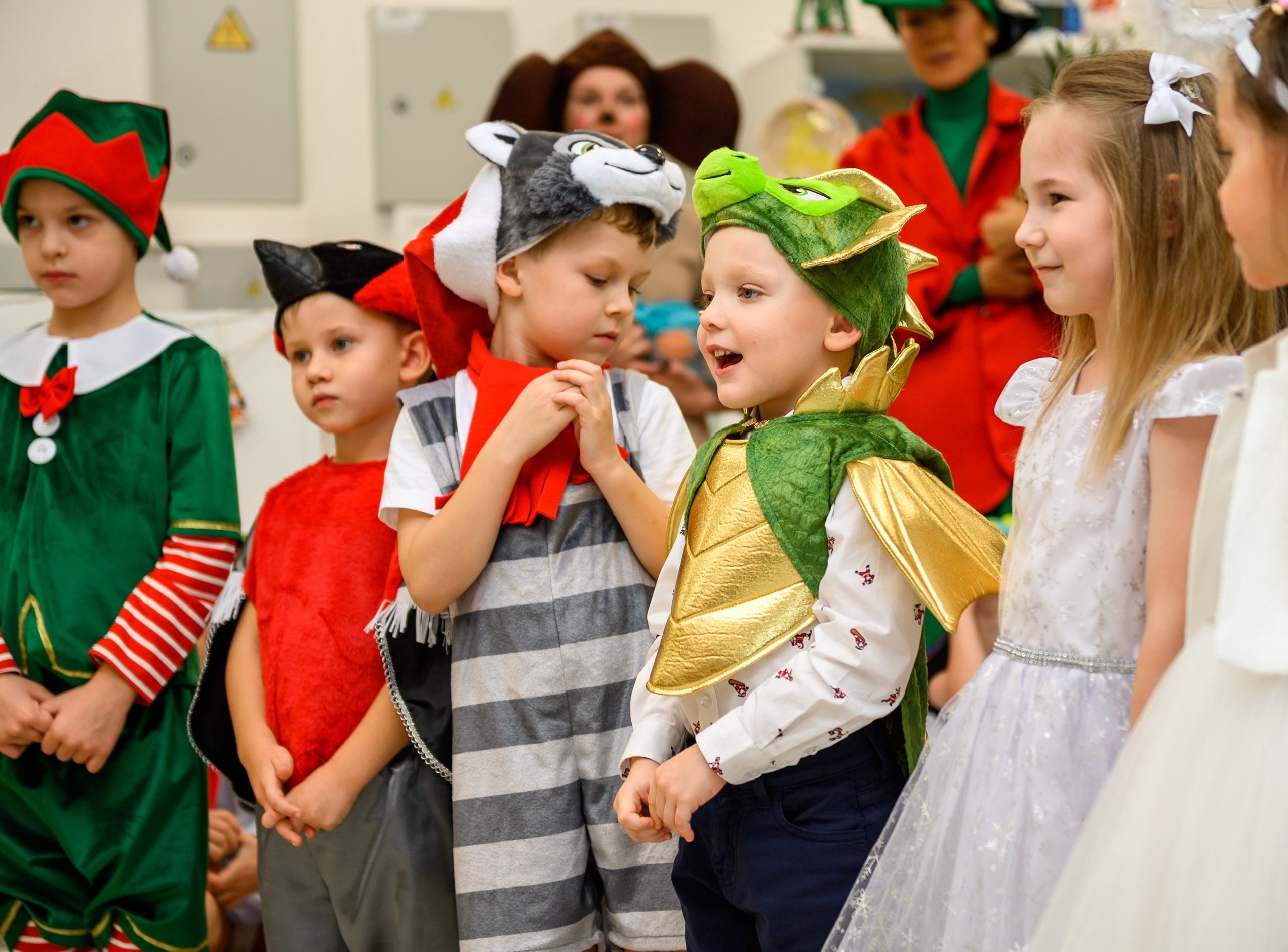 Елка 2025 садик Мантера. Свадебный и семейный фотограф София Невская