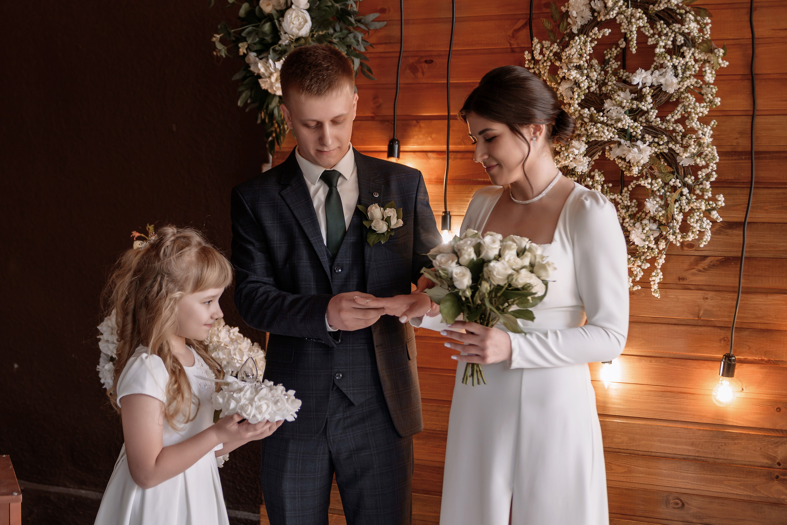 Эдуард и Виктория. Свадебный фотограф Белгород Валуйки Старый Оскол Воронеж
