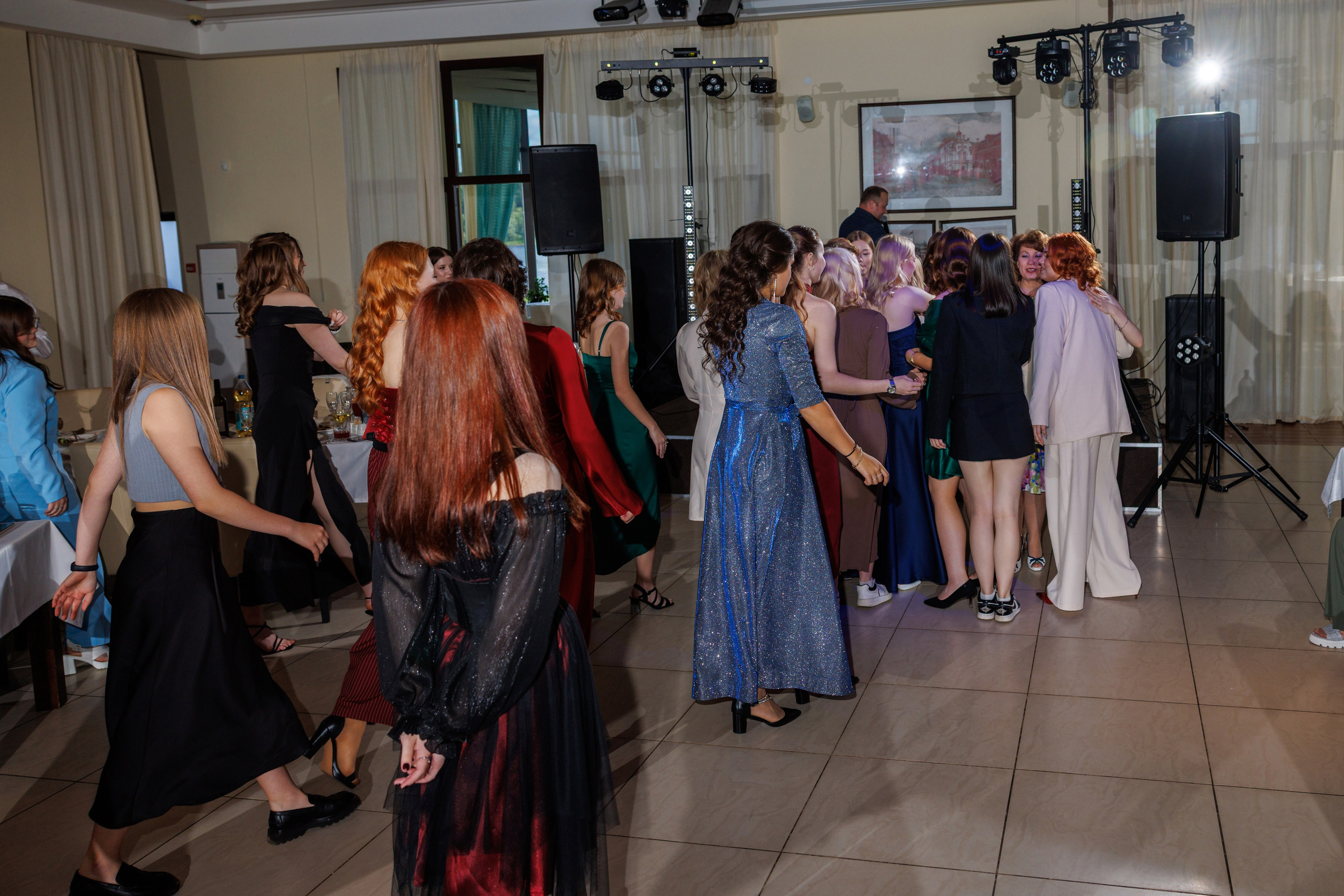 Выпускной 2025 Шк 10. Коммерческий фотограф Андрей Тремасов