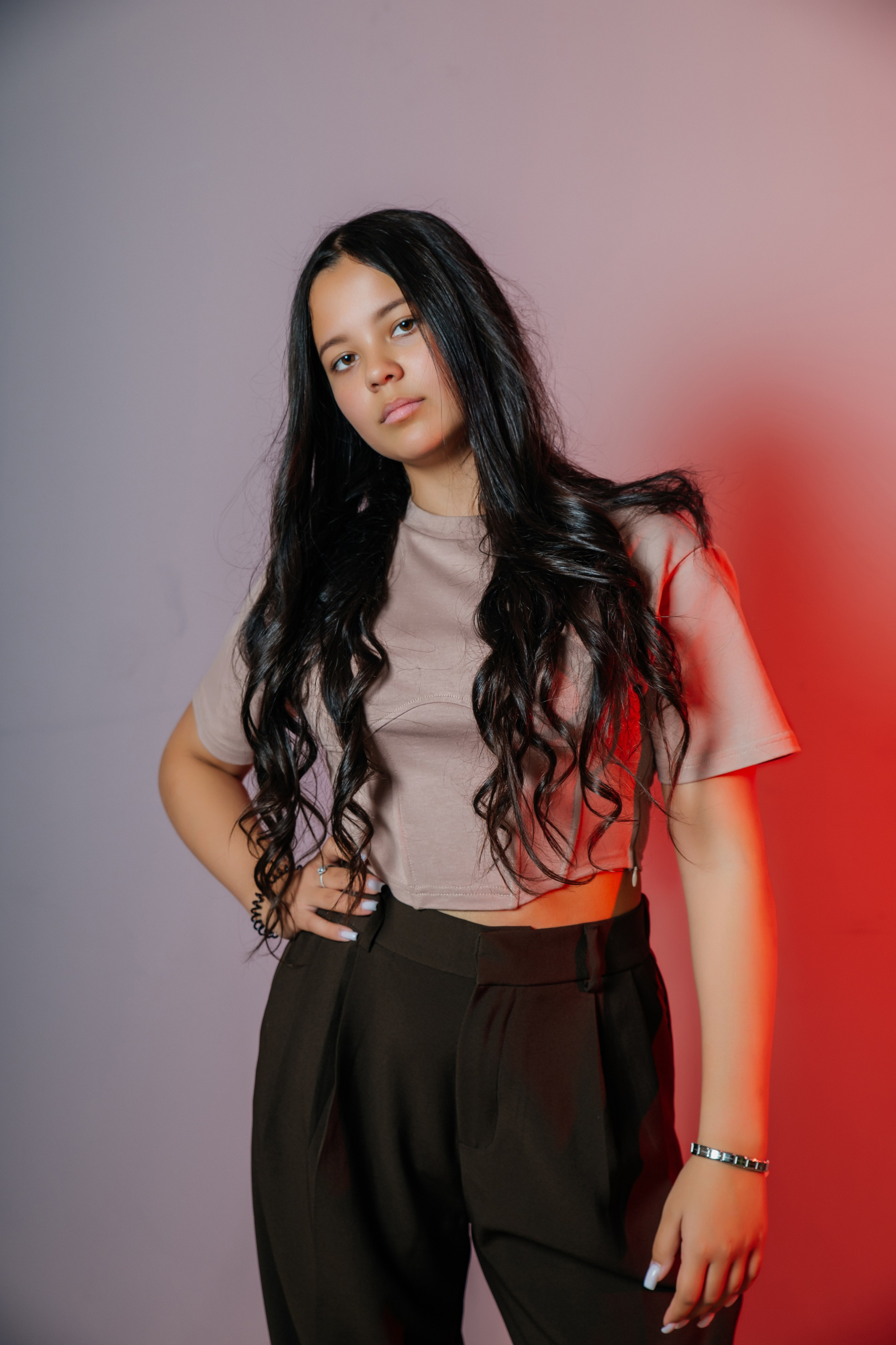 Школа № 33 — 2025. Фотограф Ярмишко Дарья. Выпускные фотокниги