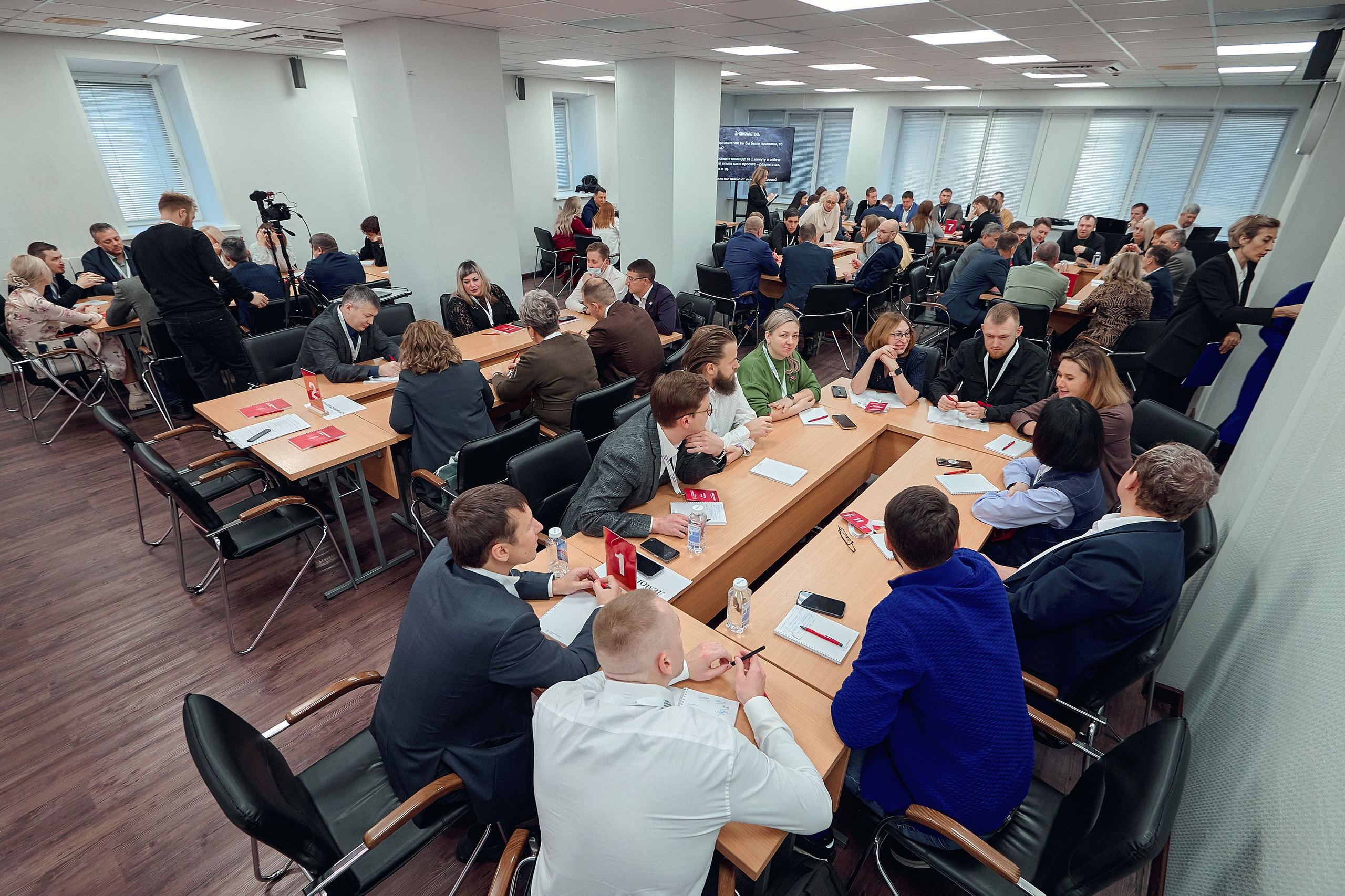 Встреча губернатора Красноярского края Котюкова Михаила Михайловича. Фотограф Яковлев Роман — Красноярск