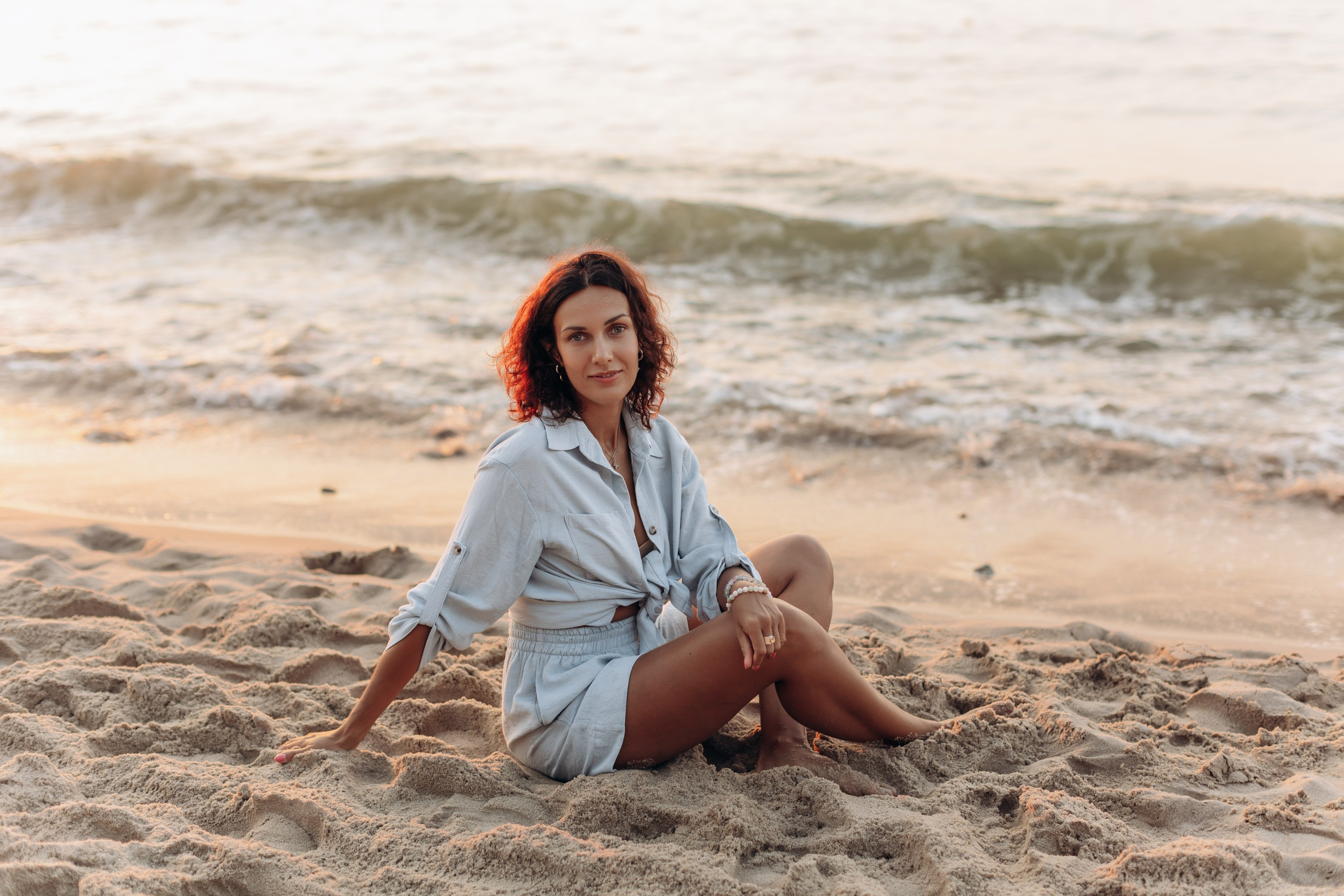 Подруги Пионеский Сосновый бор закат. Фотограф в Калининграде свадебная фотография, репортажная, фотосессии