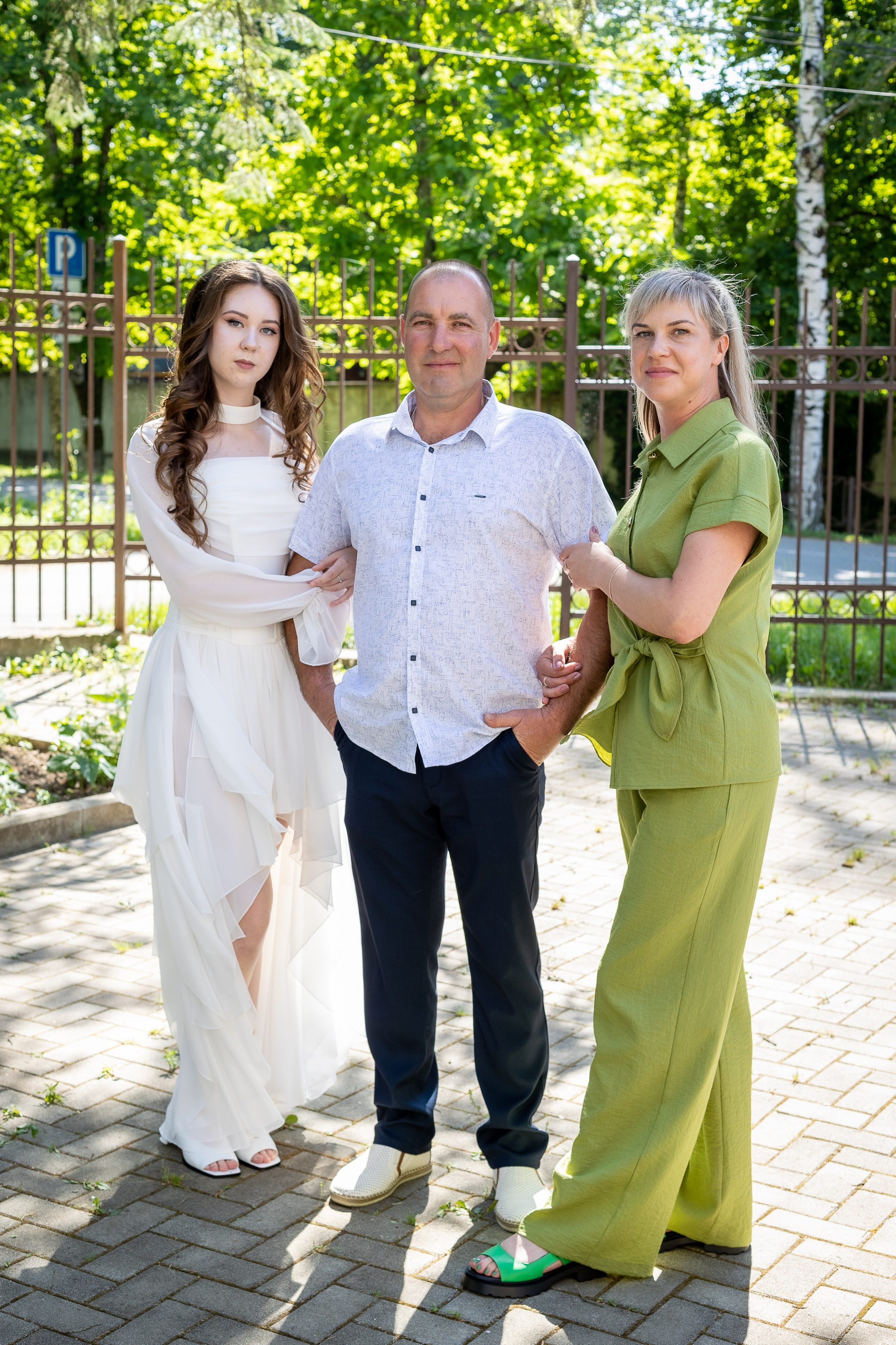 Вручение аттестата 2025. Выпускные альбомы Майкоп, Краснодар Елена Золотарева