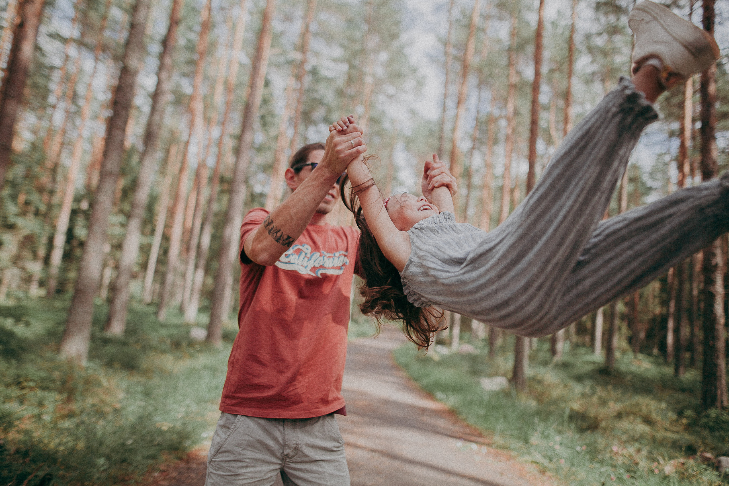 Племя Михайловых. Wedding photographers Tbilisi Georgia Alex and Polly