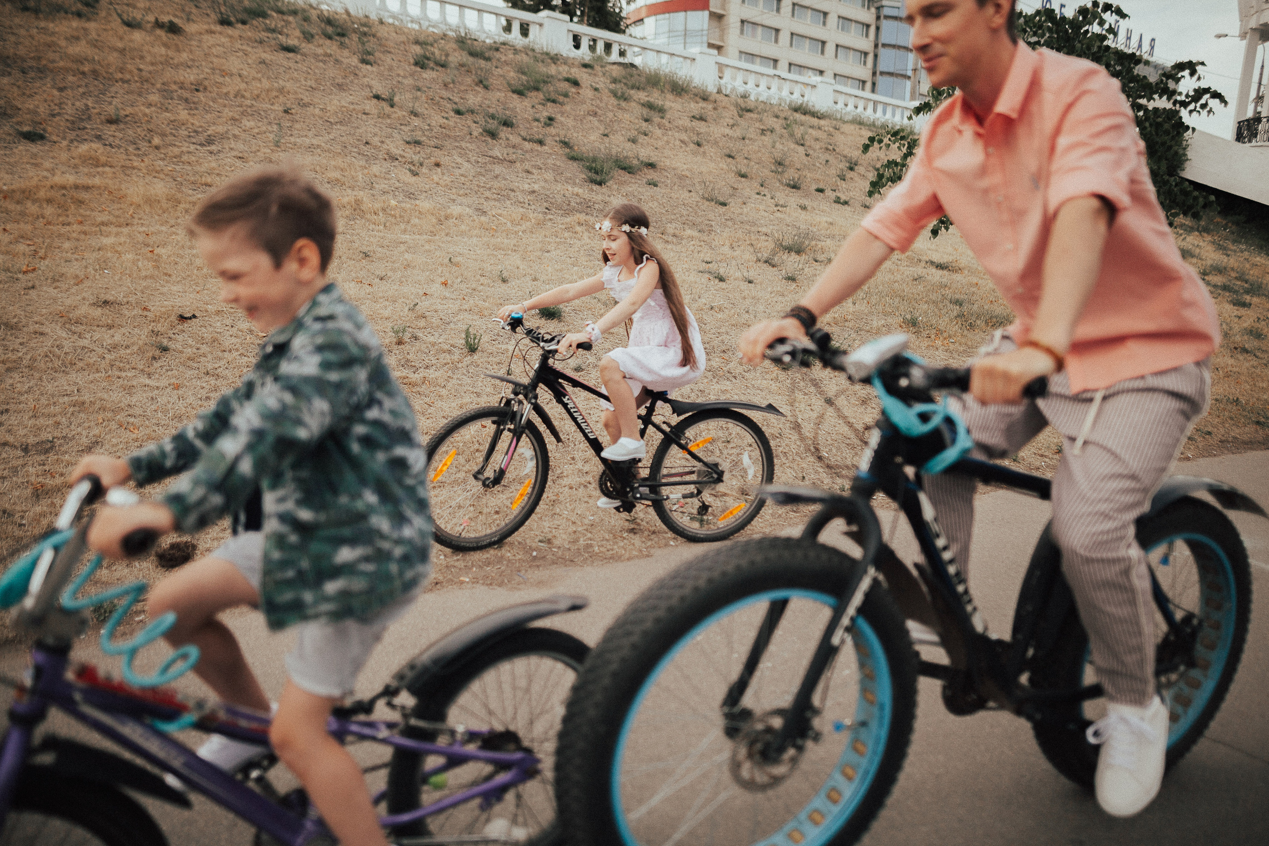 Настя, Илья, Поля и Лев. Wedding photographers Tbilisi Georgia Alex and Polly