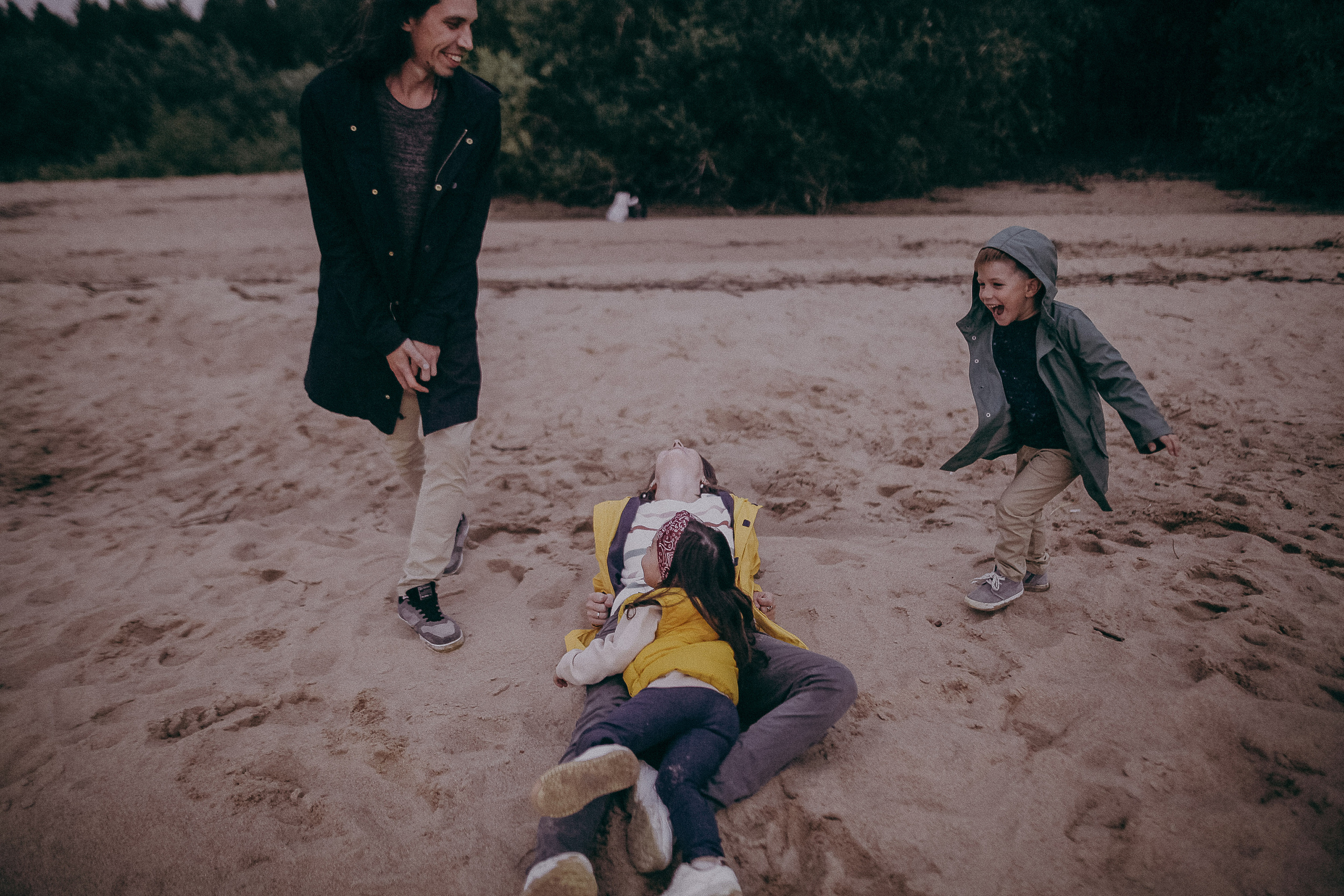 Племя Михайловых. Wedding photographers Tbilisi Georgia Alex and Polly