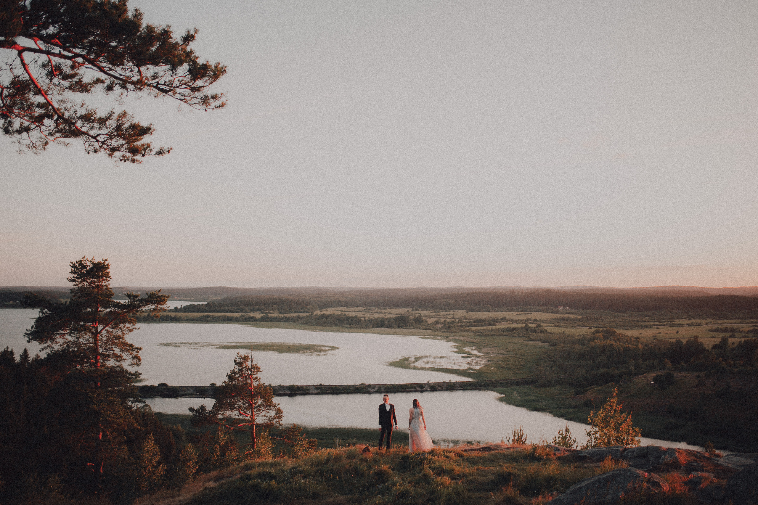 North love. Wedding photographers Tbilisi Georgia Alex and Polly