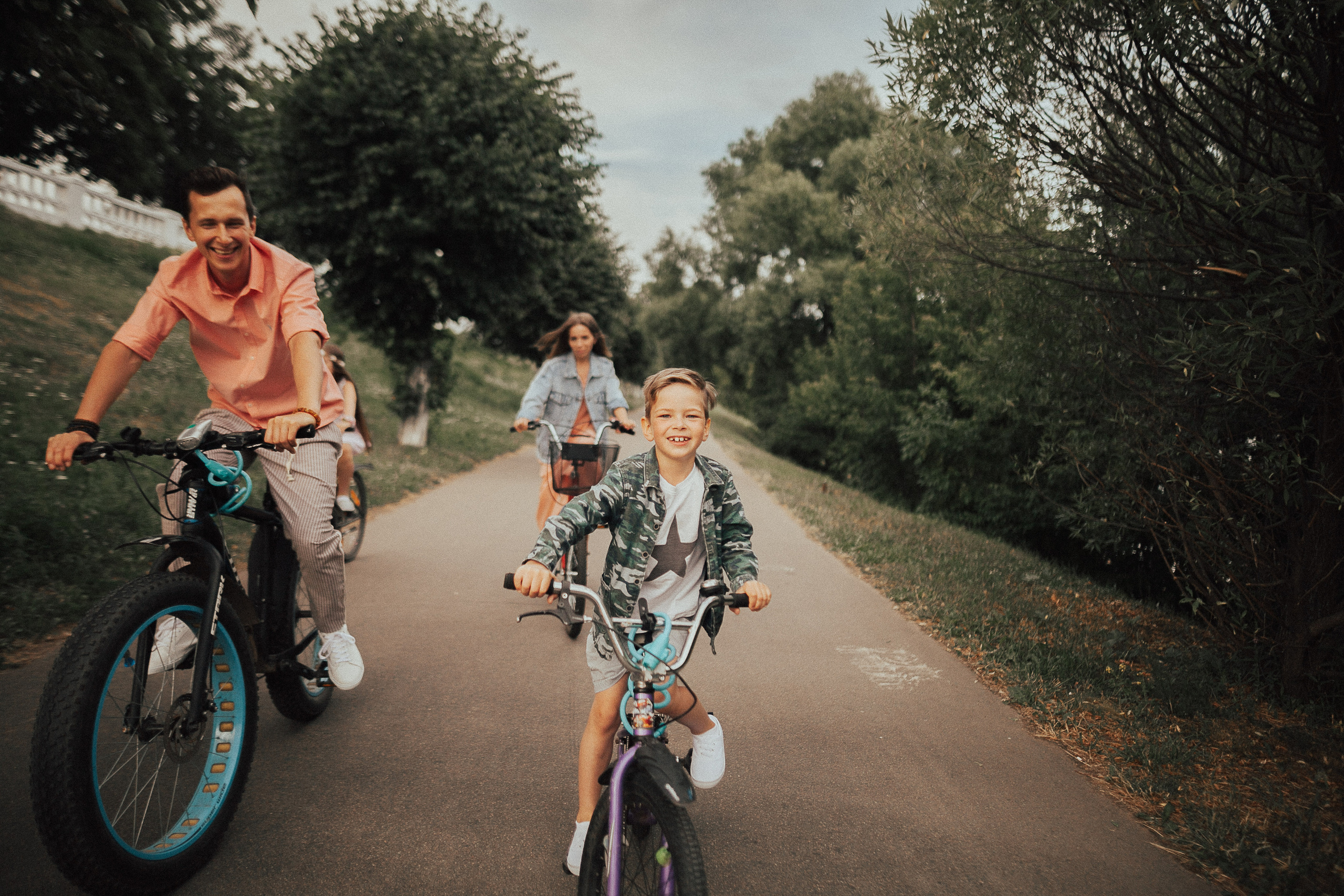 Настя, Илья, Поля и Лев. Wedding photographers Tbilisi Georgia Alex and Polly