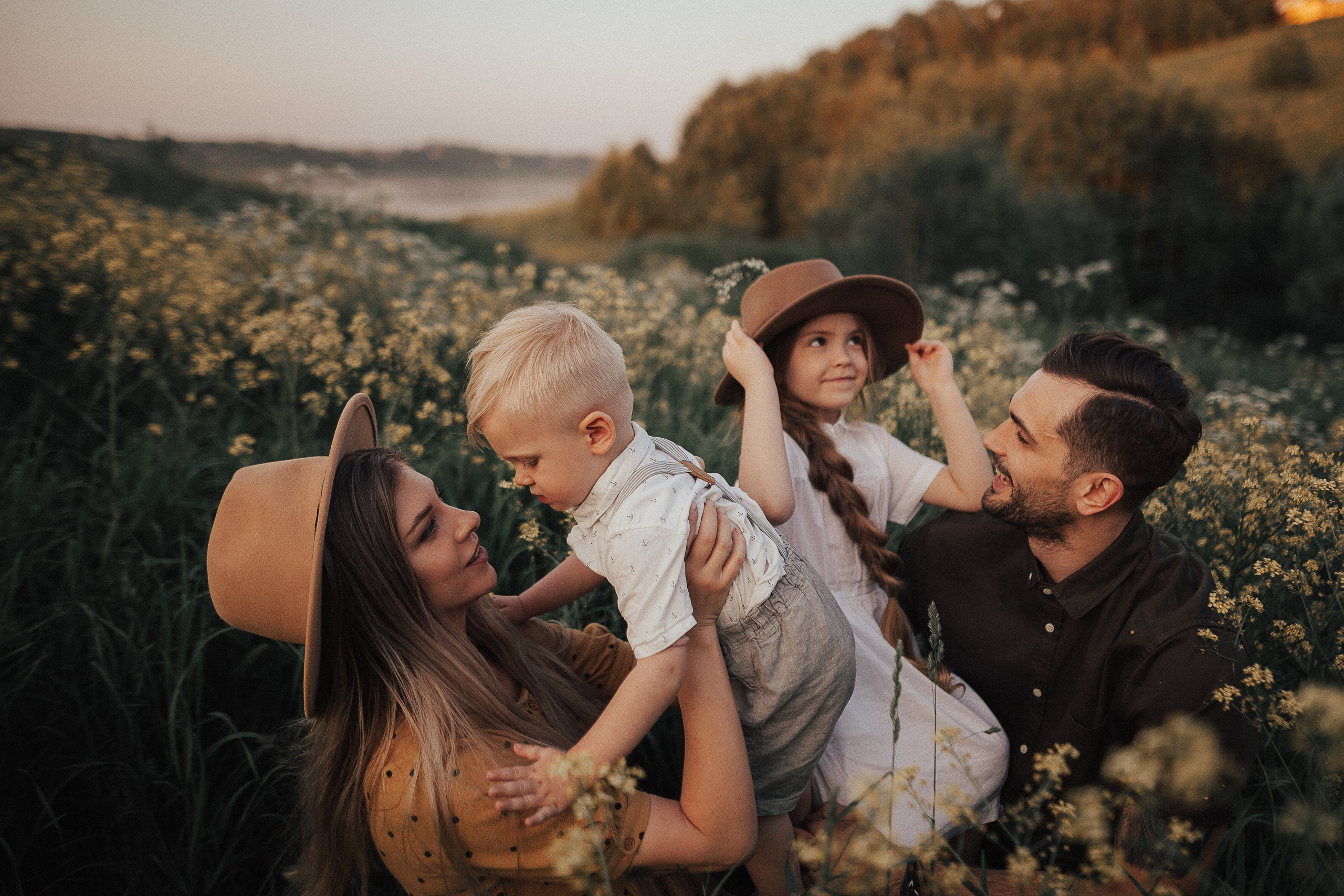 Виктория, Кирилл, Эмилия и Даниэль. Wedding photographers Tbilisi Georgia Alex and Polly