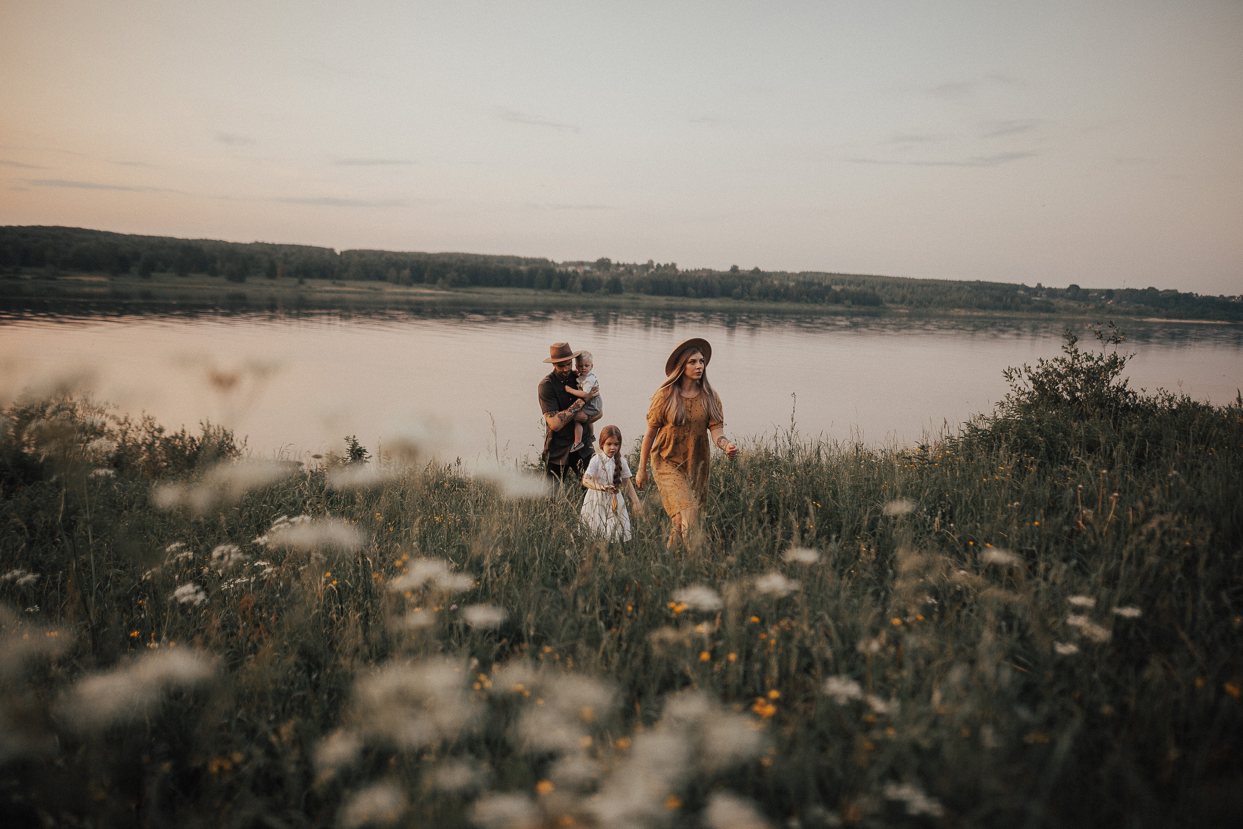 Виктория, Кирилл, Эмилия и Даниэль. Wedding photographers Tbilisi Georgia Alex and Polly